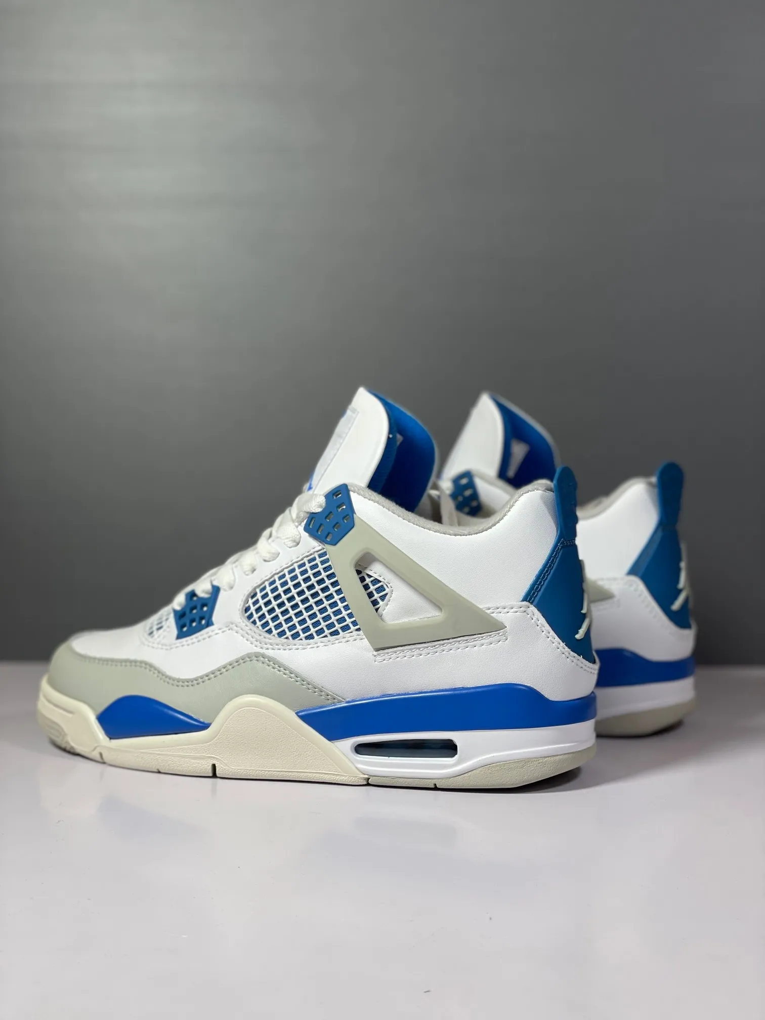 Nike Air Jordan 4 Retro White Blue – Authentic Vintage Style Rep Shoes with High Quality Replica Design NewStyle 1142
