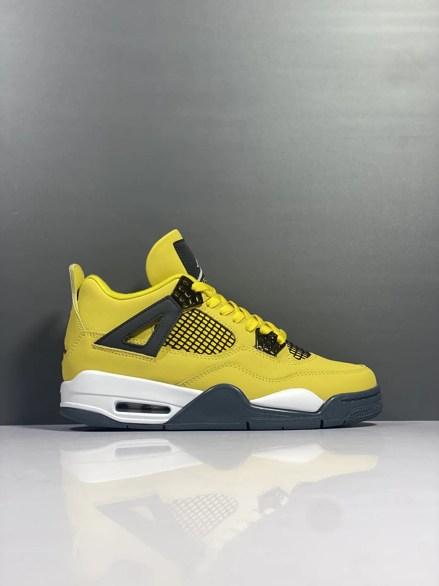FreshLook Nike Air Jordan 4 Retro ‘White Orange’ – Lightning Yellow Colorway – High Quality Rep Shoes 1167
