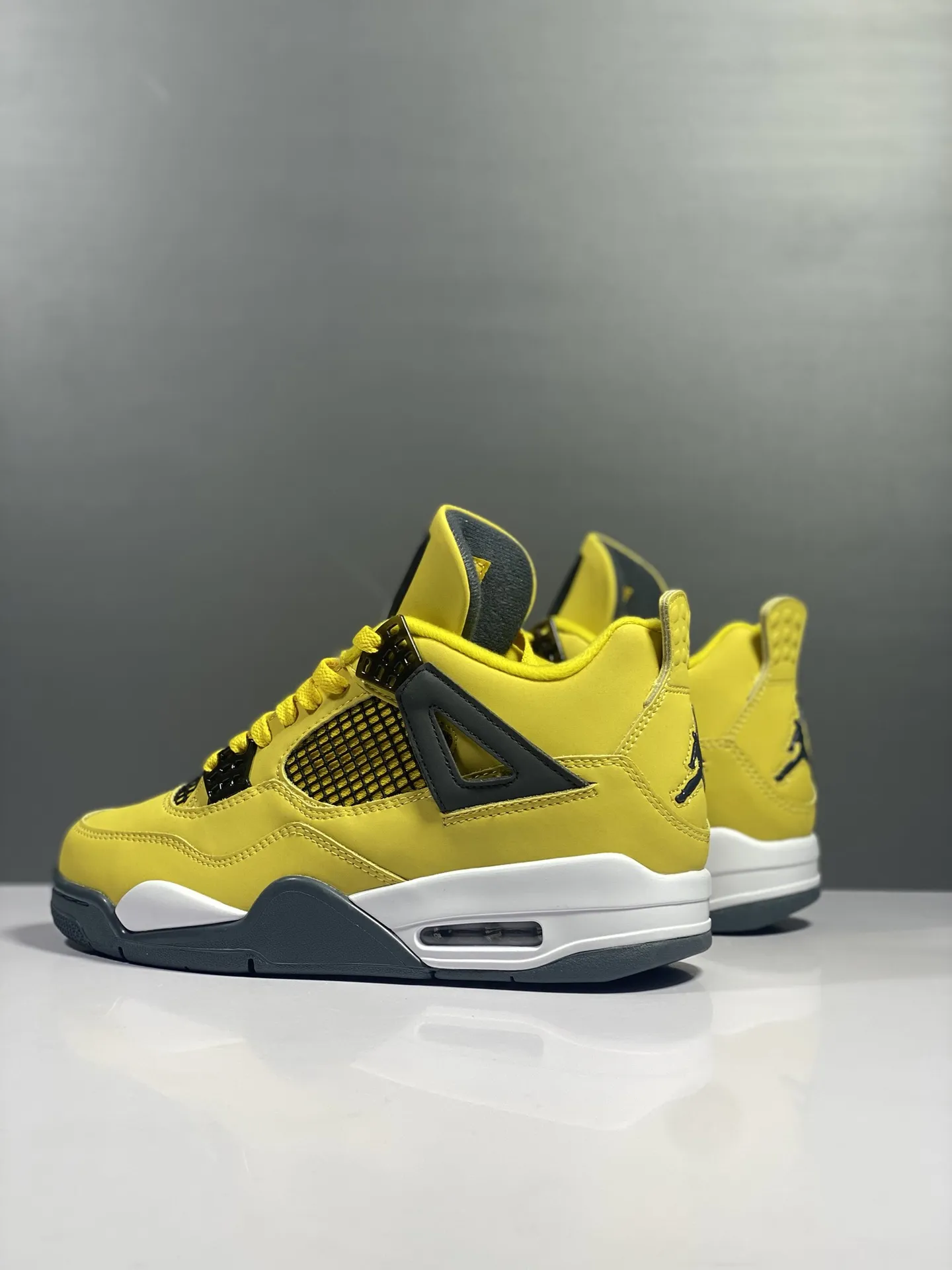 FreshLook Nike Air Jordan 4 Retro ‘White Orange’ – Lightning Yellow Colorway – High Quality Rep Shoes 1167