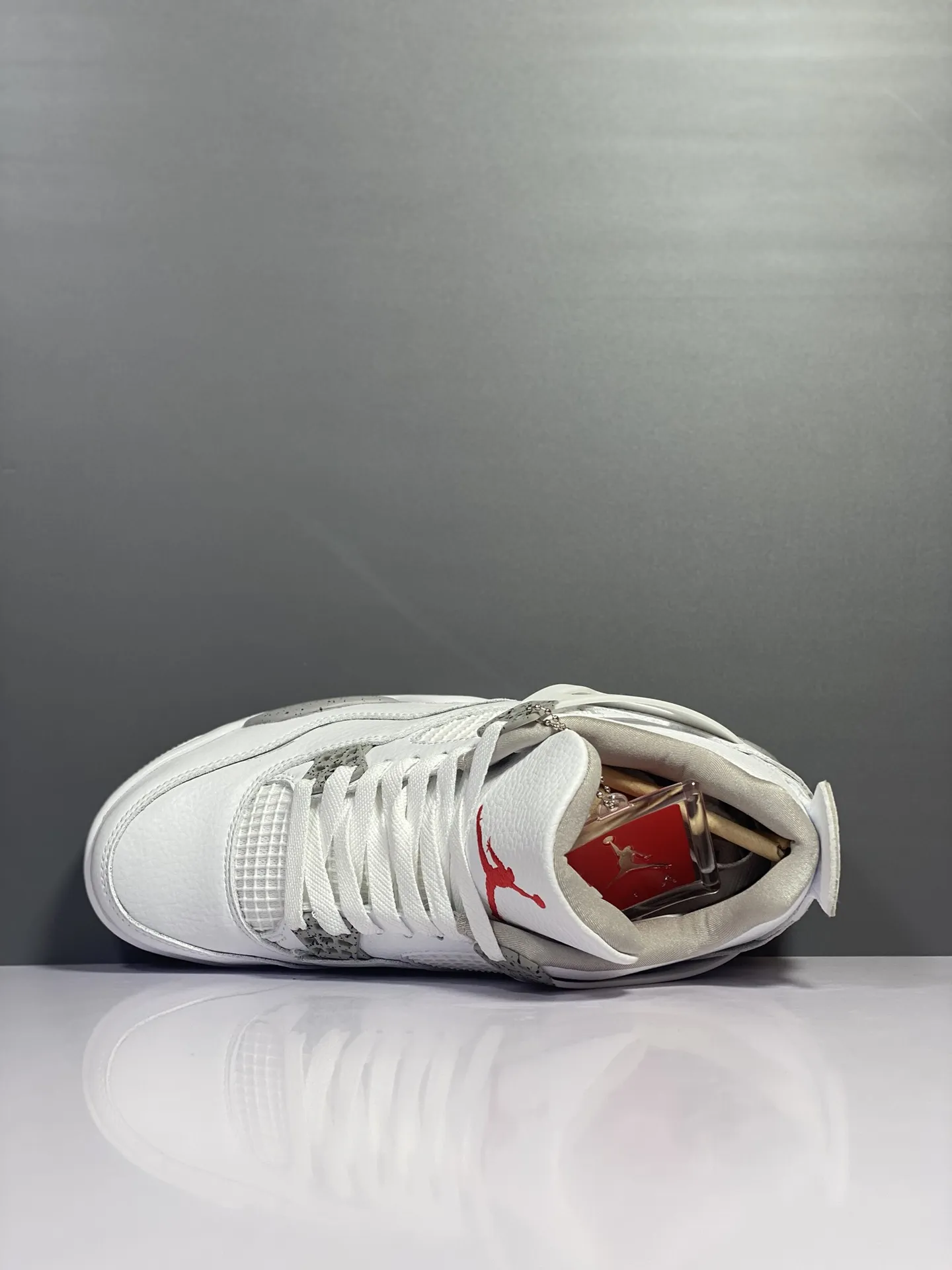 Vibrant Nike Air Jordan 4 Retro White Oreo – CT8527-100 – Men’s Basketball Shoes with High Quality Rep Shoes Design 1172