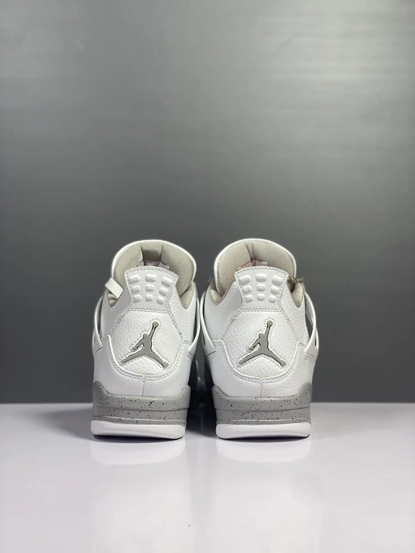 Vibrant Nike Air Jordan 4 Retro White Oreo – CT8527-100 – Men’s Basketball Shoes with High Quality Rep Shoes Design 1172