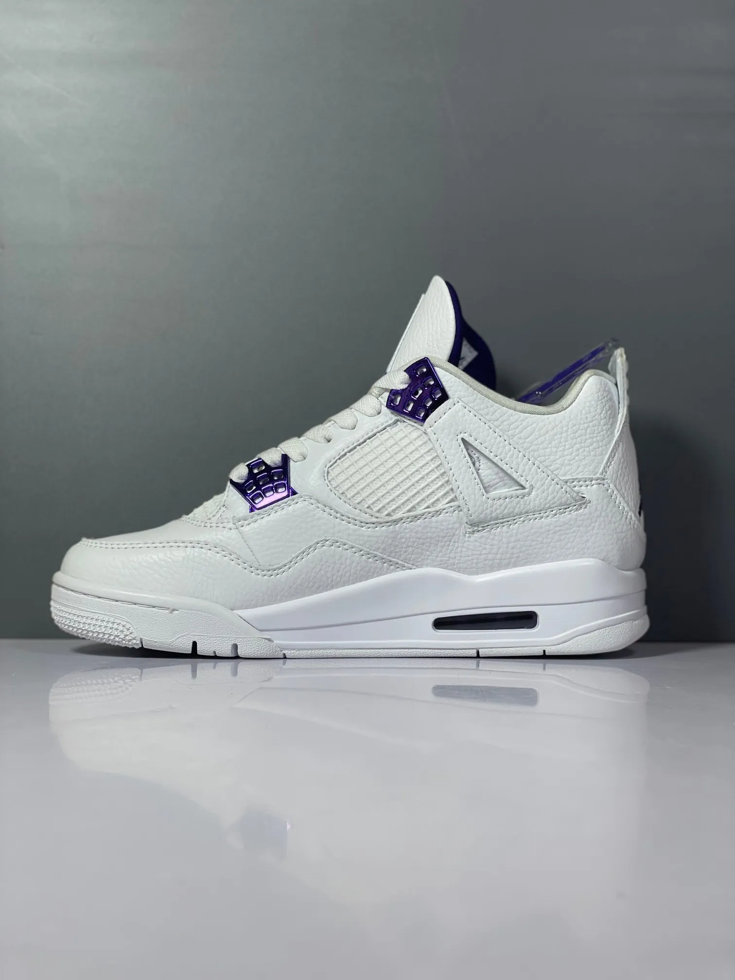 Resilient Nike Air Jordan 4 Retro White Purple AJ4 – Authentic Style with High Quality Replica Shoes, Multiple Sizes Available 1150