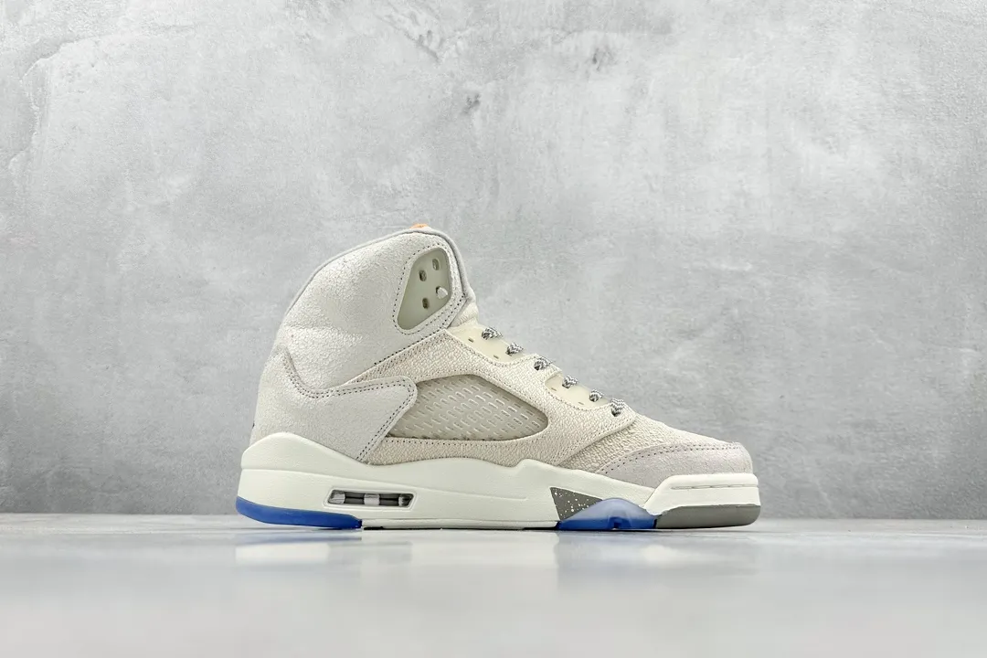 ZeroBulk Nike Air Jordan 5 Retro Light Grey High-Top Sneakers – High Quality Replica Shoes, Style: FD9222- 1123