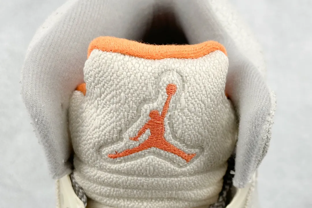 ZeroBulk Nike Air Jordan 5 Retro Light Grey High-Top Sneakers – High Quality Replica Shoes, Style: FD9222- 1123