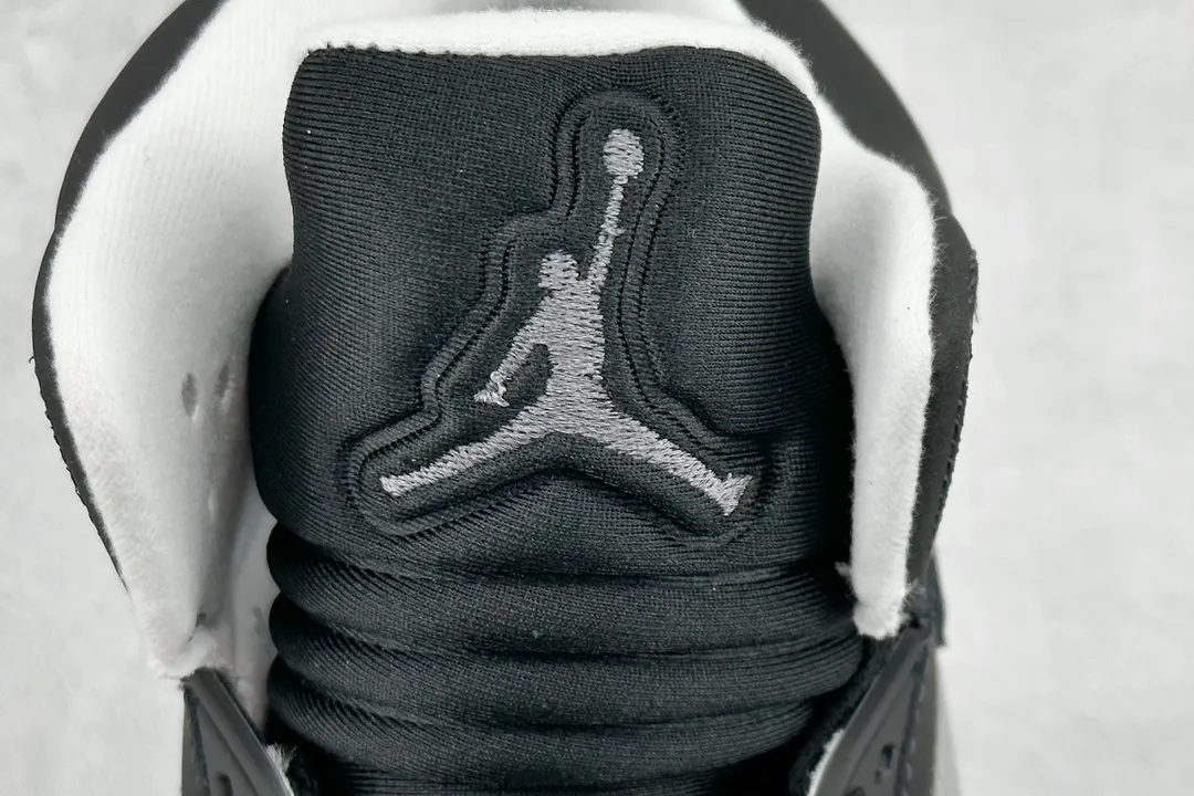 FreshLook Nike Air Jordan 5 Retro Oreo Black White Basketball Shoes – High Quality Replica Shoes & Nike Replica 1121