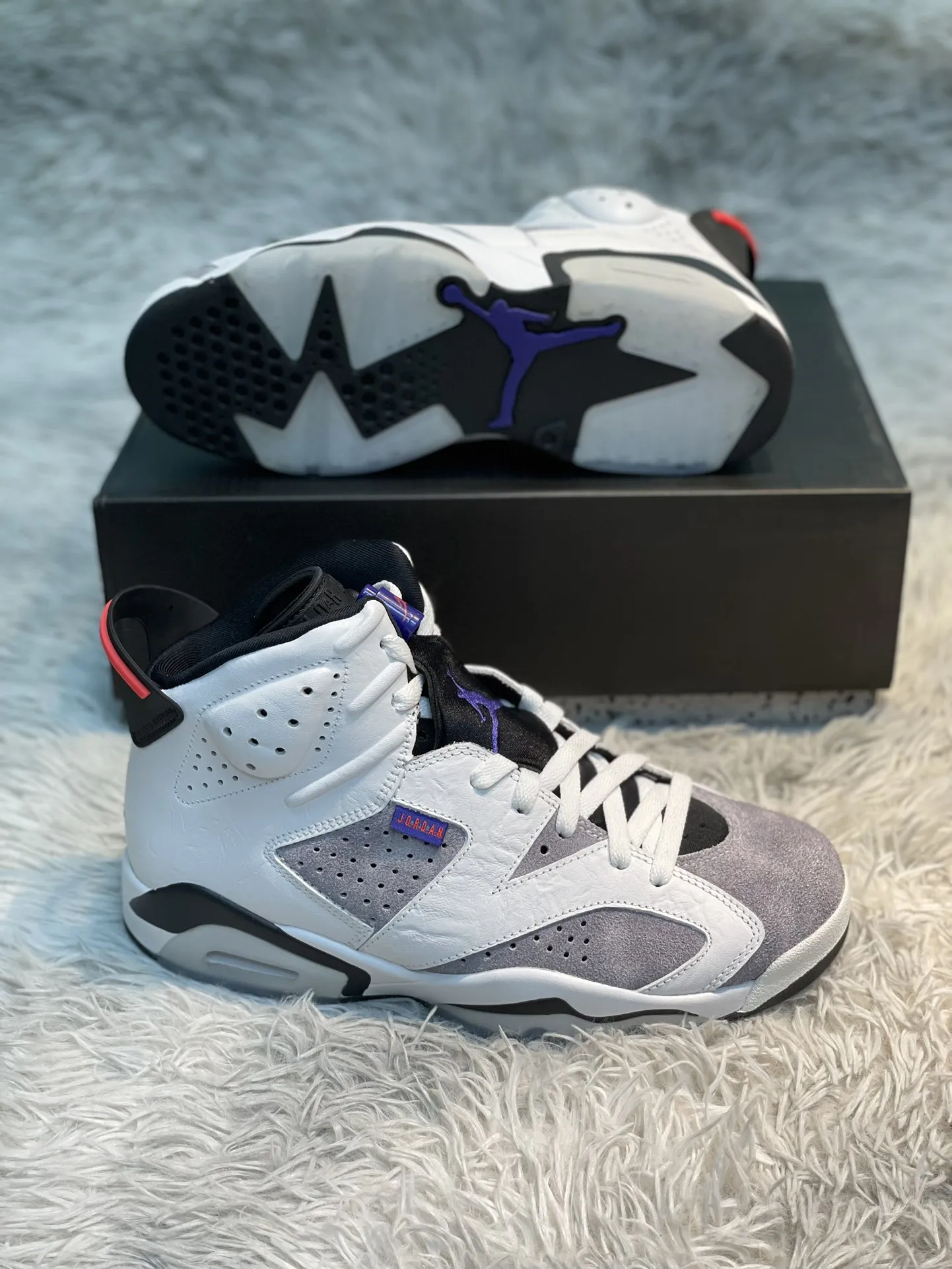 Breathable Nike Air Jordan 6 Flint – White Purple Grey – High Top Rep Shoes with High Quality Replica Design 1103