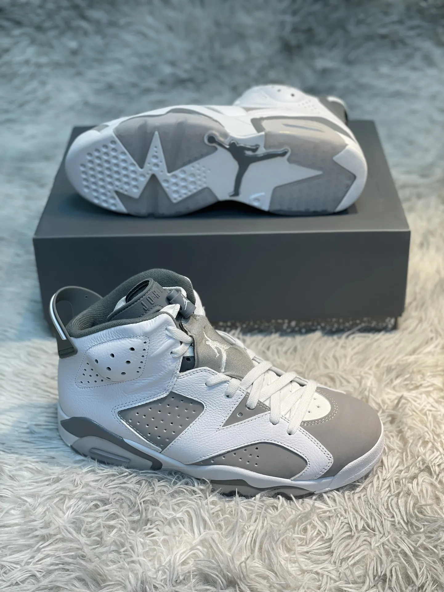 Minimalist Nike Air Jordan 6 Retro ‘Cool Grey’ High-Top Basketball Shoes – Grey White – High Quality Replica Shoes & Nike Replica 1105