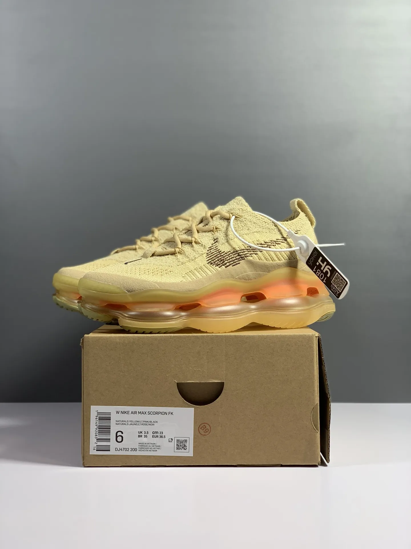 Nike Air Max Scorpion Flyknit Beige Low Top –  Rep Shoes & Replica Sneakers Breathable 1373