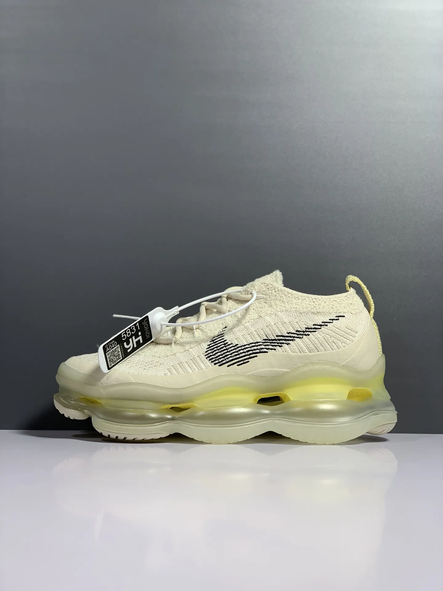 Chic Nike Air Max Scorpion Flyknit Cream White Low –  Rep Shoes & Replica Sneakers 1375