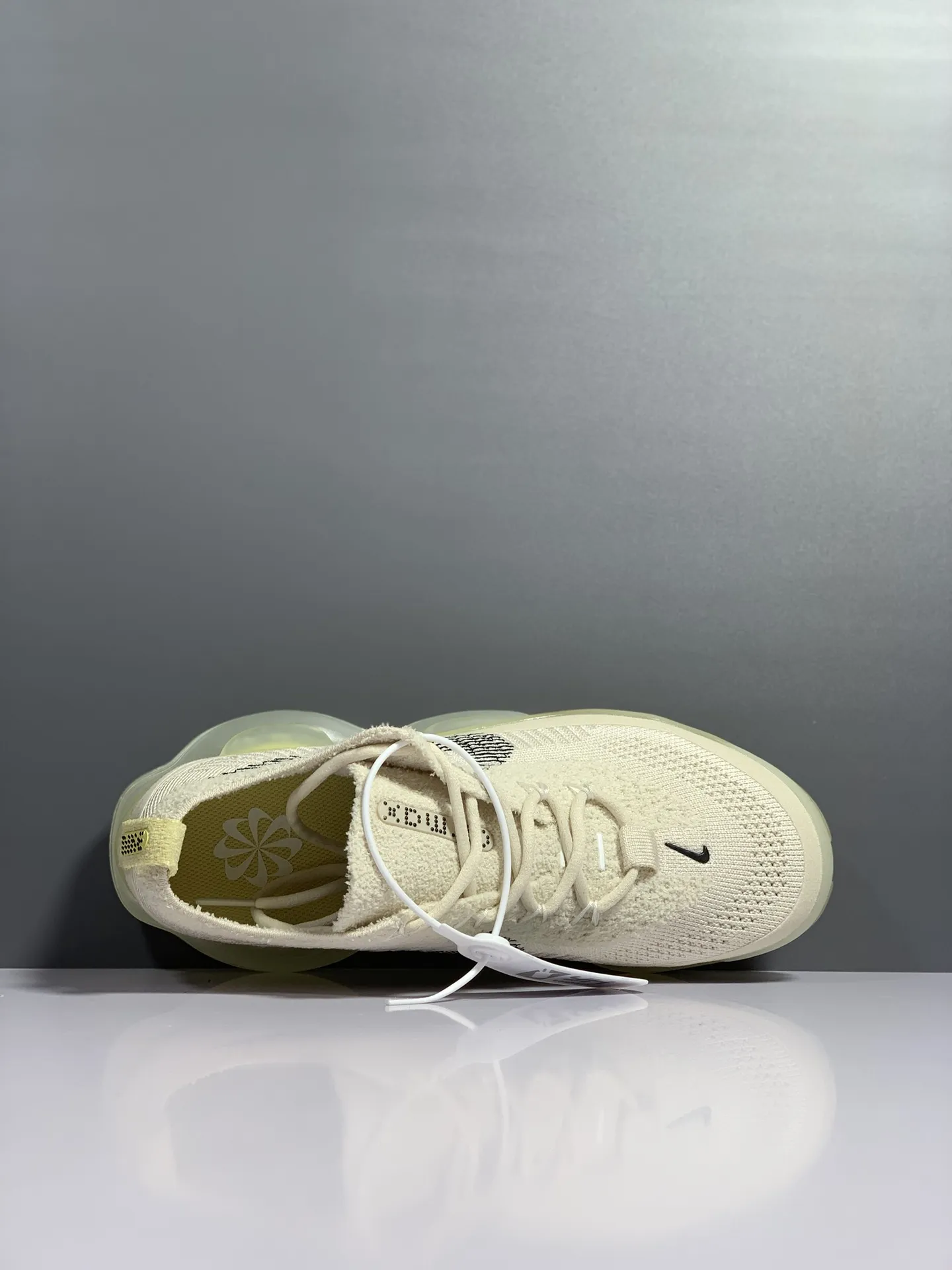 Chic Nike Air Max Scorpion Flyknit Cream White Low –  Rep Shoes & Replica Sneakers 1375
