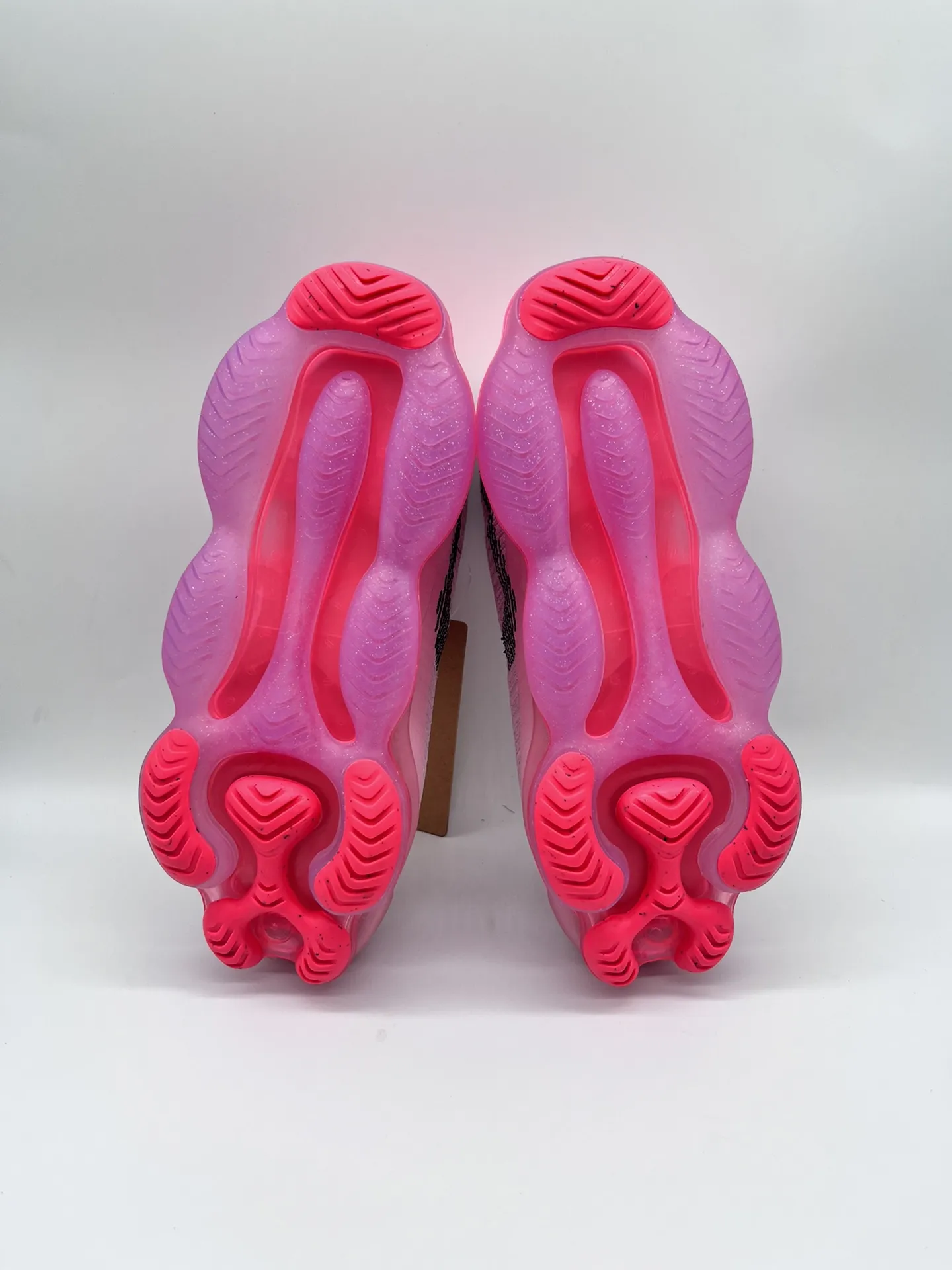 SunProtective Nike Air Max Scorpion Flyknit Pink Low Top –  Rep Shoes & Replica Sneakers 1378