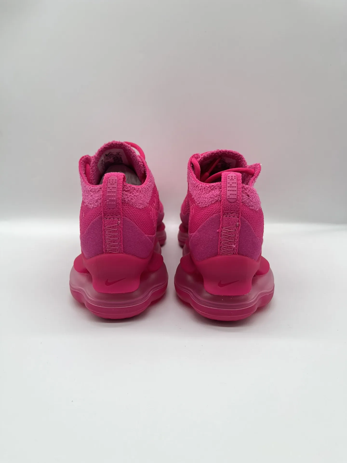 Nike Air Max Scorpion Flyknit Pink Rep Shoes – High-Quality Replica Nikes ModernLook 1389