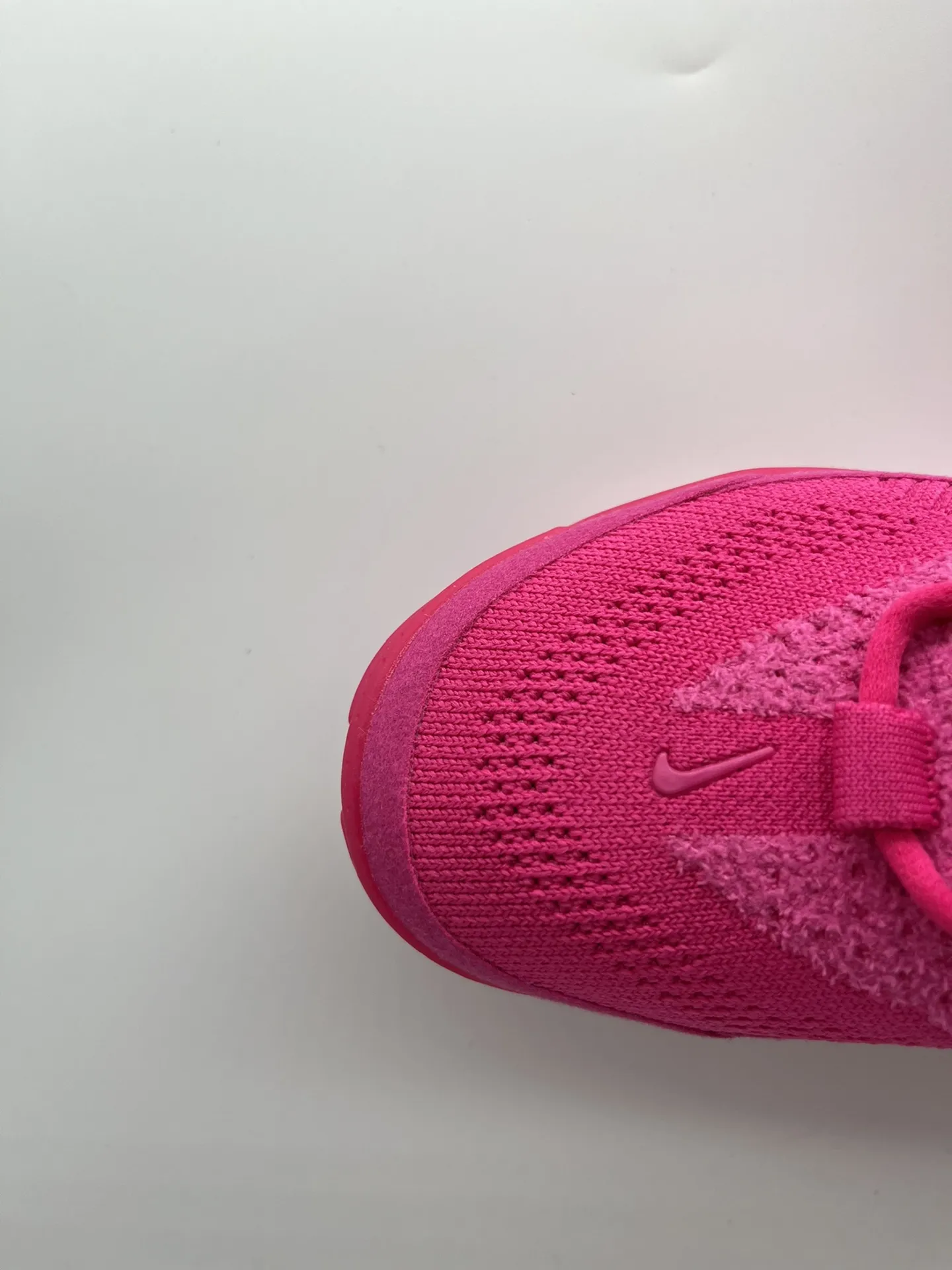 Nike Air Max Scorpion Flyknit Pink Rep Shoes – High-Quality Replica Nikes ModernLook 1389