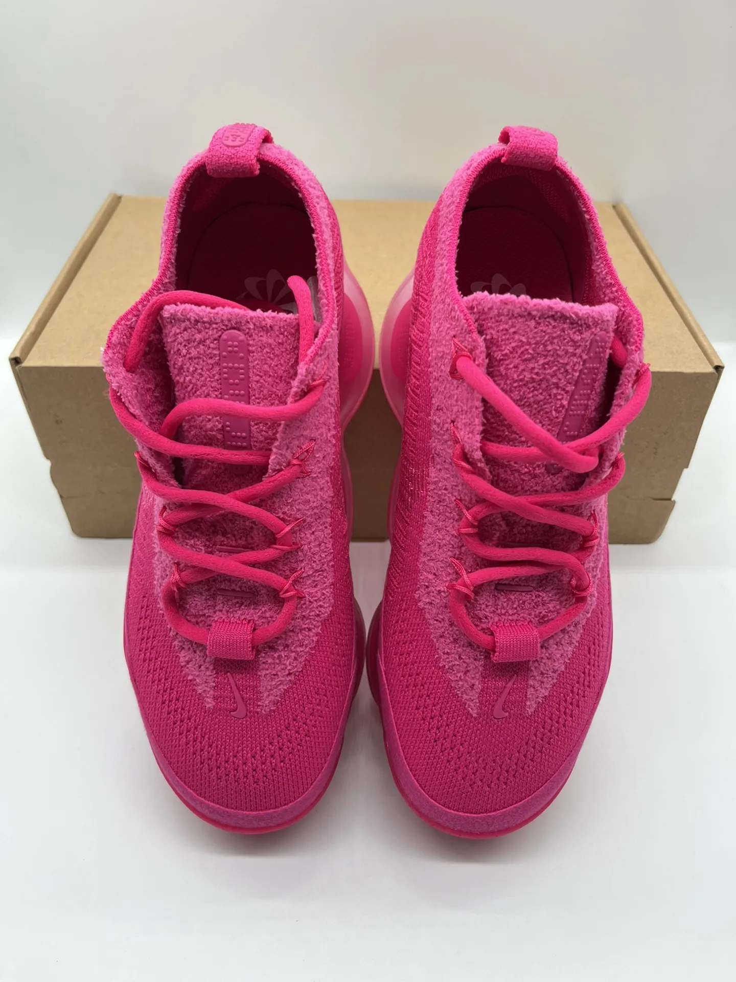 Nike Air Max Scorpion Flyknit Pink Rep Shoes – High-Quality Replica Nikes ModernLook 1389