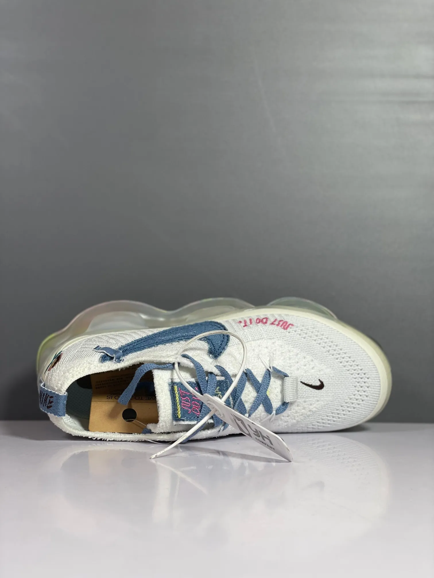 Comfortable Nike Air Max Scorpion White Green Rep Shoes Replica Sneakers Running Shoes 1399