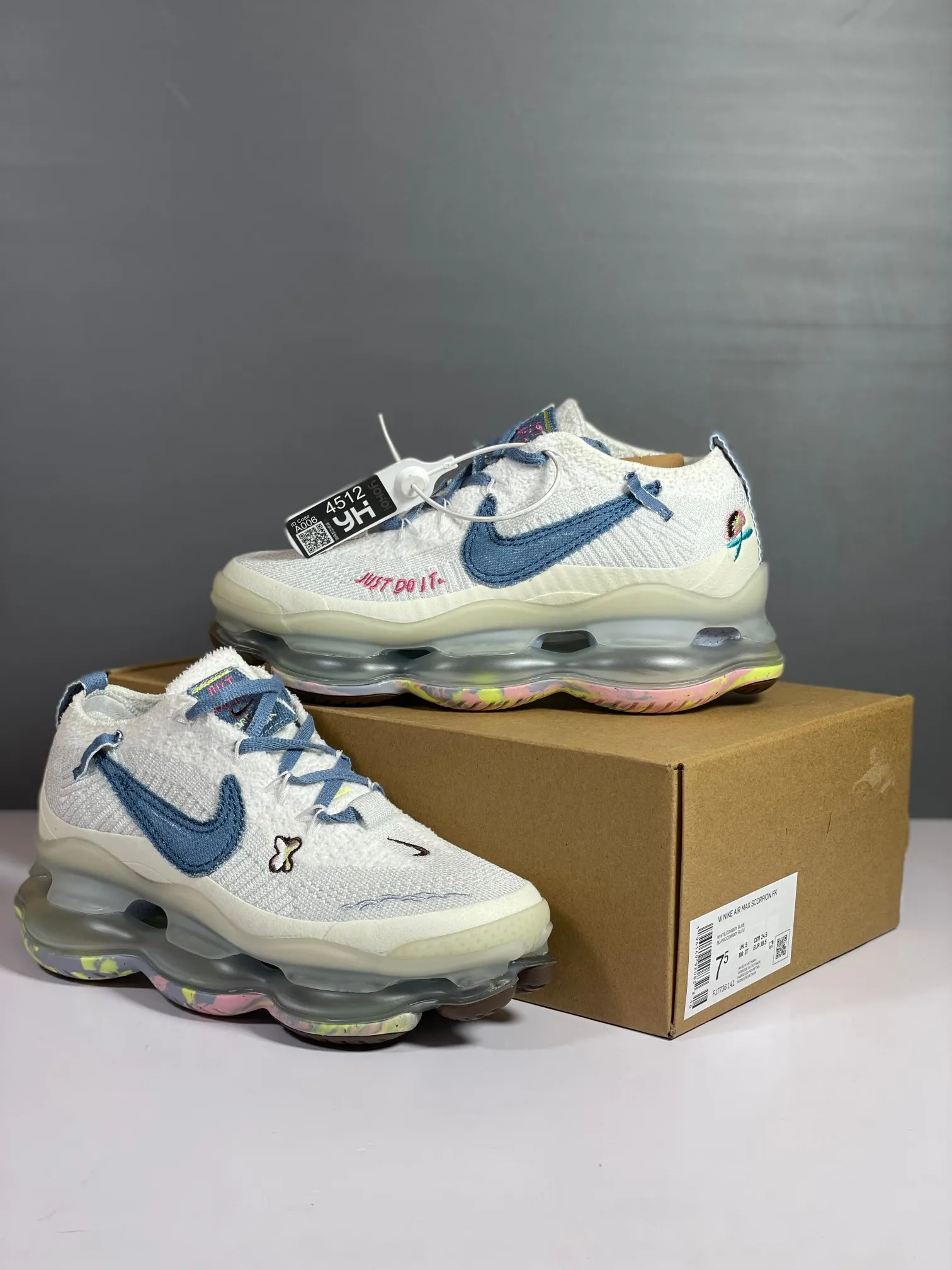 Comfortable Nike Air Max Scorpion White Green Rep Shoes Replica Sneakers Running Shoes 1399