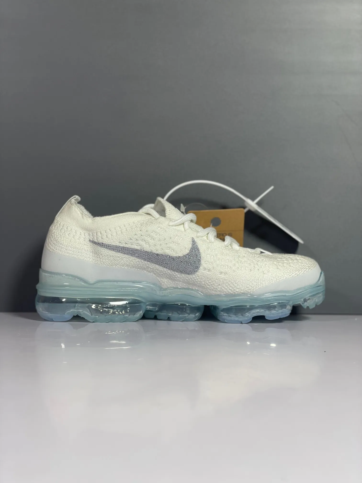 Nike Air VaporMax Flyknit DV6840 White Low Top –  Rep Shoes & Replica Sneakers Fashionable 1350