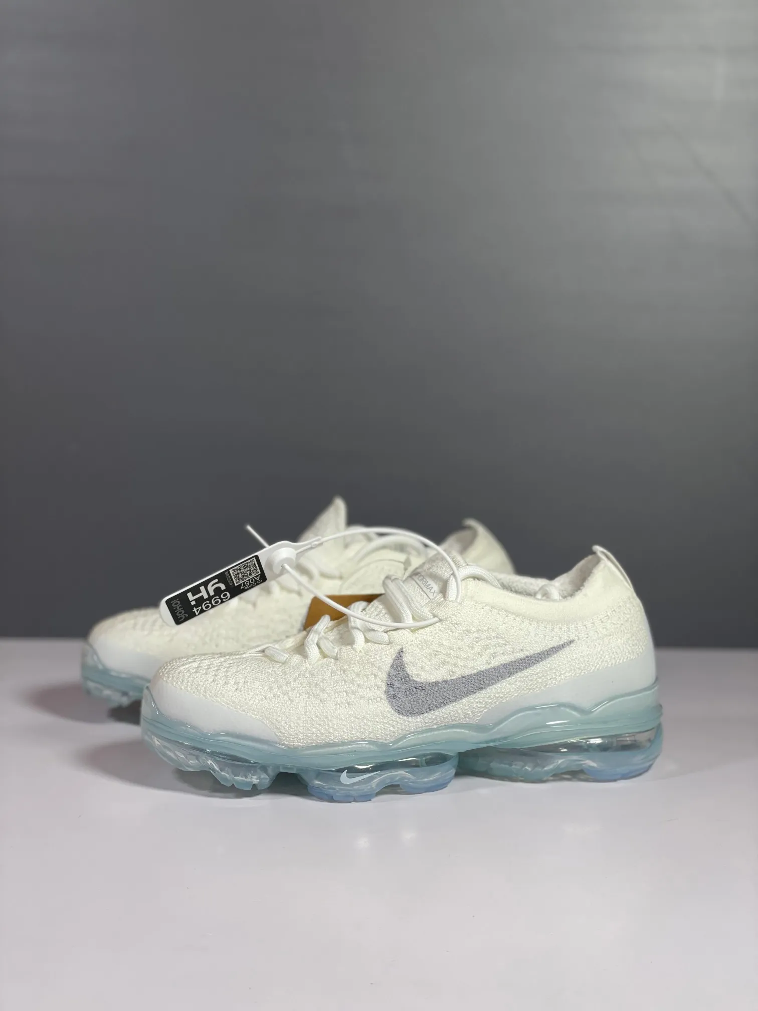 Nike Air VaporMax Flyknit DV6840 White Low Top –  Rep Shoes & Replica Sneakers Fashionable 1350