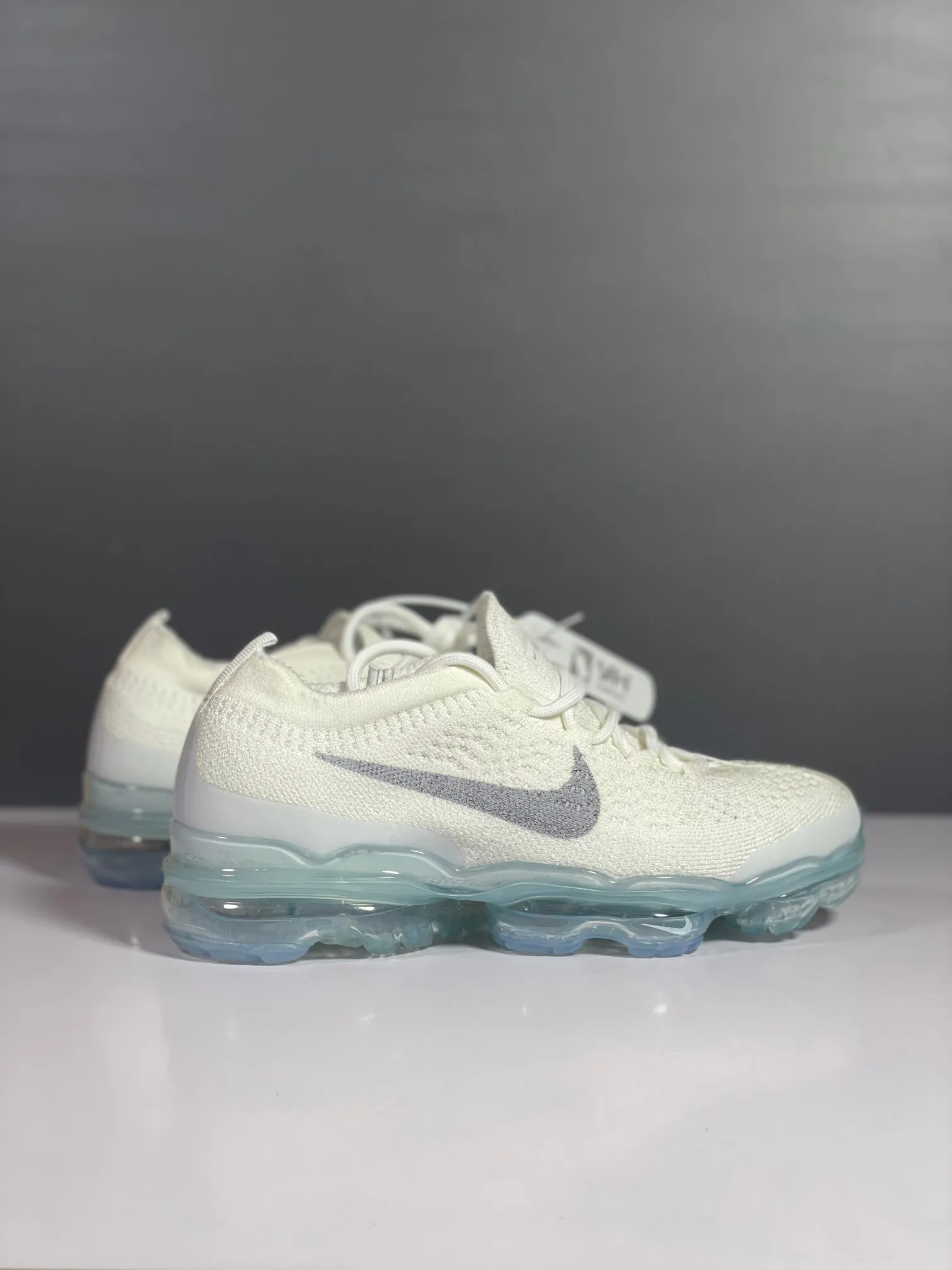 Nike Air VaporMax Flyknit DV6840 White Low Top –  Rep Shoes & Replica Sneakers Fashionable 1350