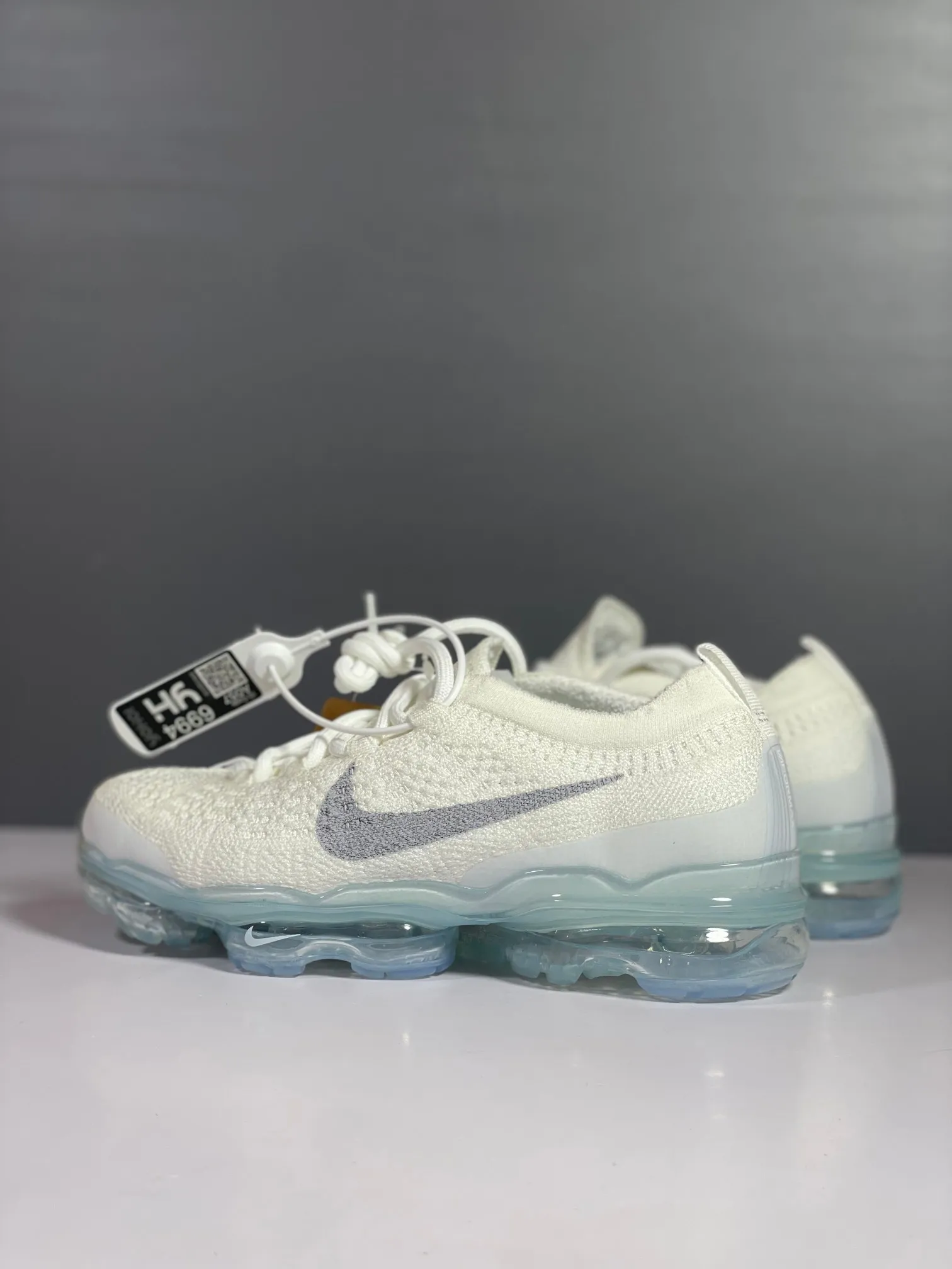 Nike Air VaporMax Flyknit DV6840 White Low Top –  Rep Shoes & Replica Sneakers Fashionable 1350