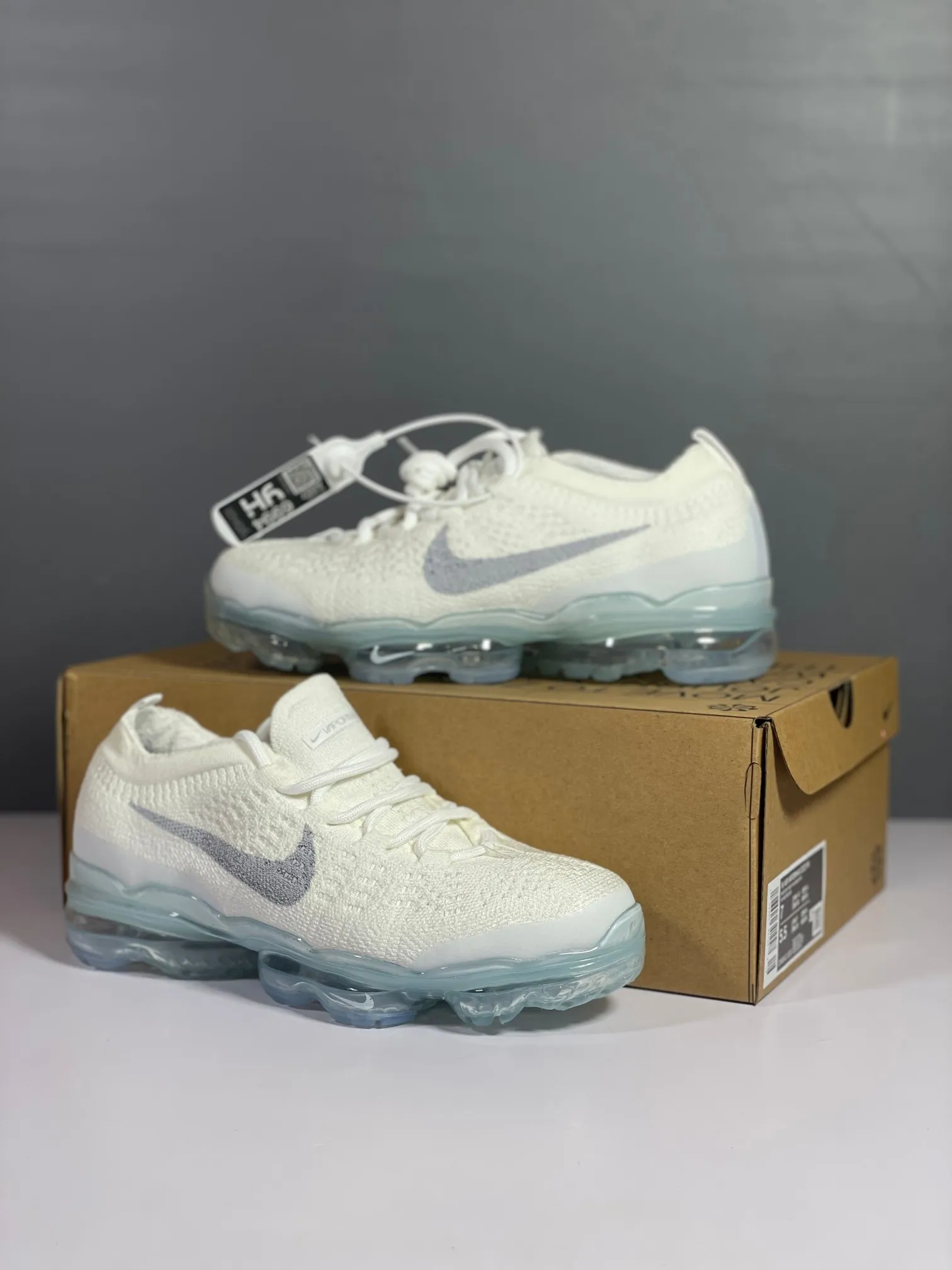 Nike Air VaporMax Flyknit DV6840 White Low Top –  Rep Shoes & Replica Sneakers Fashionable 1350
