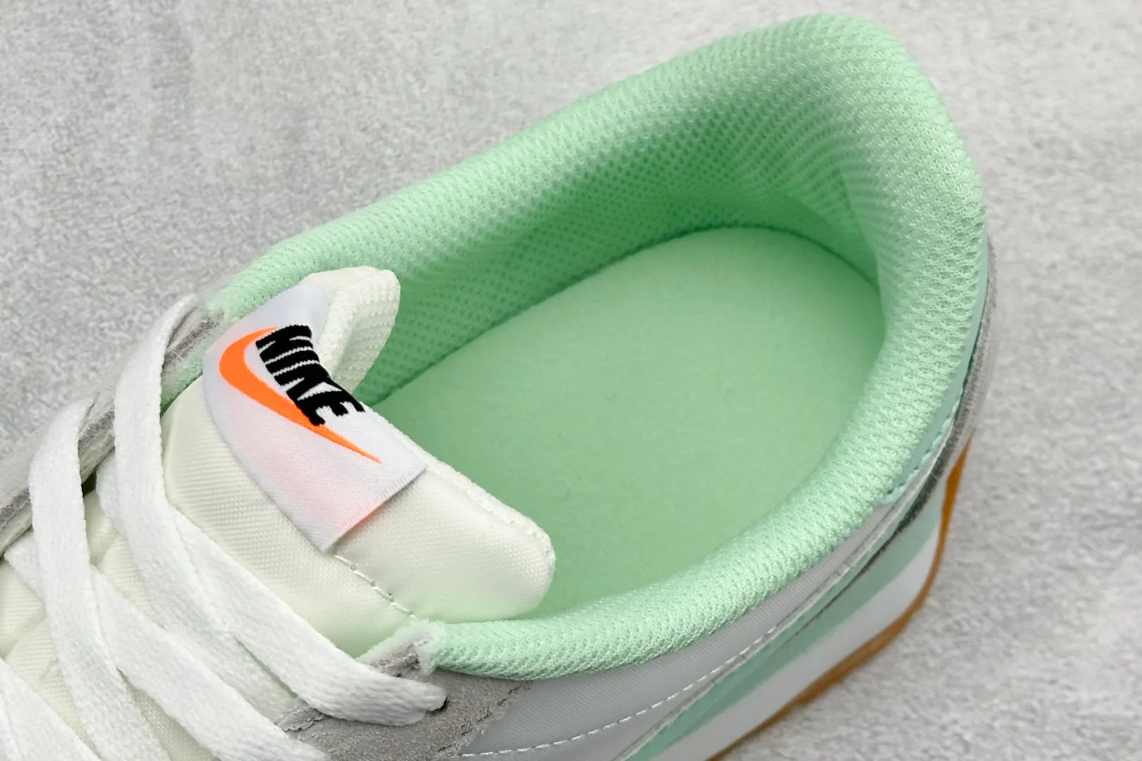 Stylish Nike  Cortez Leather White Green Rep Shoes Replica 1517