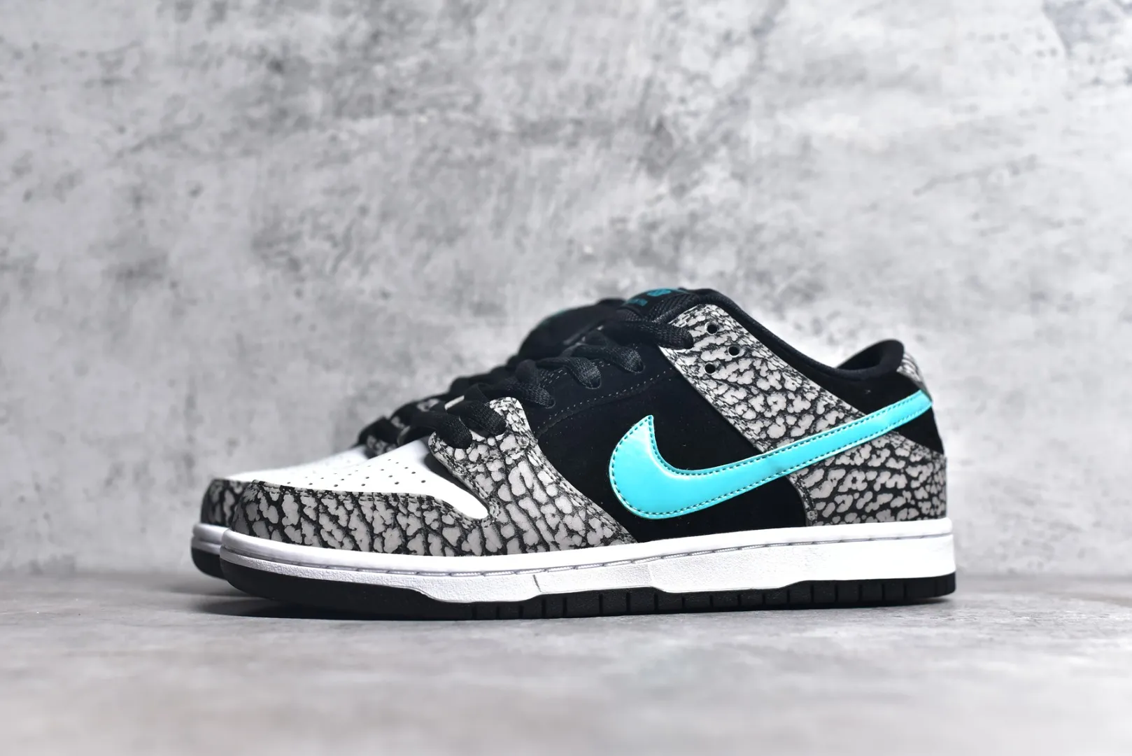 Nike Dunk Low Black Crackle Print Rep Shoes – Replica Nikes HighQuality 1590