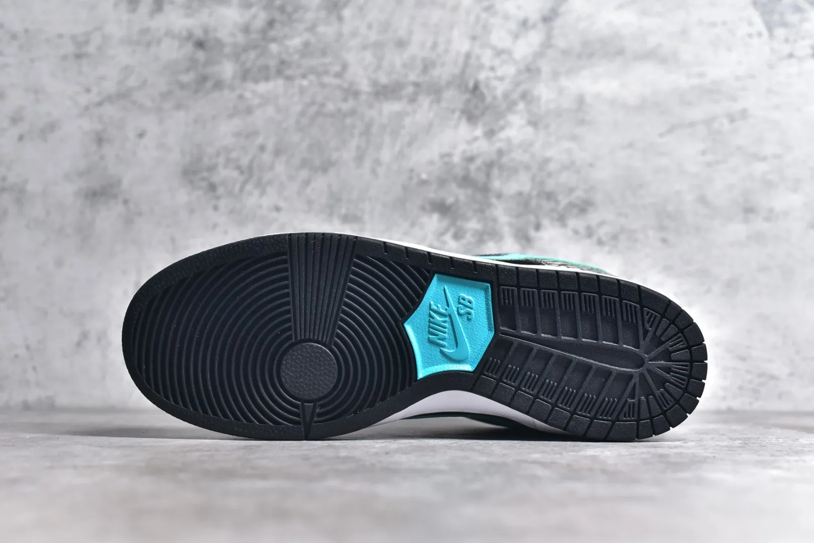 Nike Dunk Low Black Crackle Print Rep Shoes – Replica Nikes HighQuality 1590