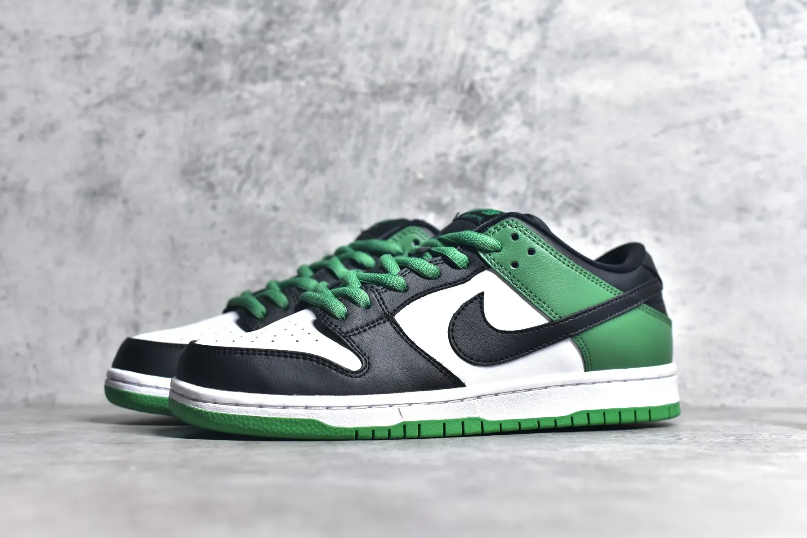 Nike Dunk Low Black Green Toe Rep Shoes Replica Sneakers Chic 1609