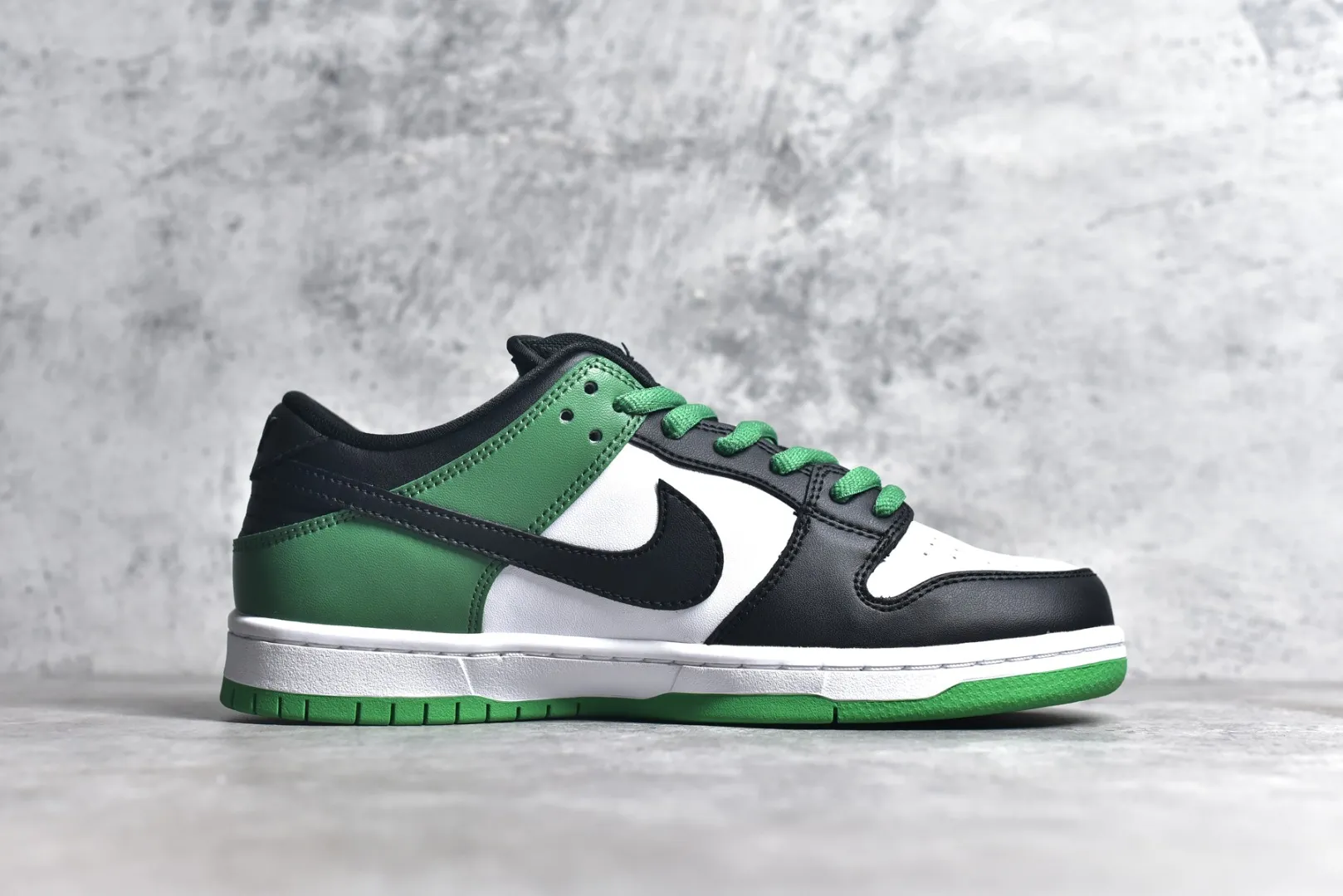 Nike Dunk Low Black Green Toe Rep Shoes Replica Sneakers Chic 1609