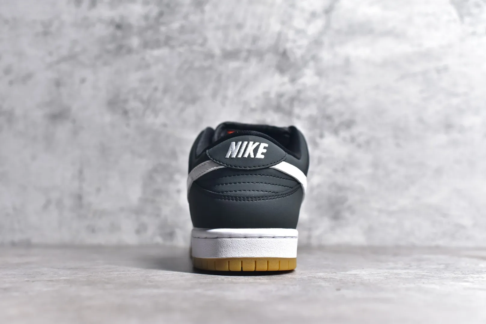 Soft Nike Dunk Low Black White Replica Nikes Sneakers 1595