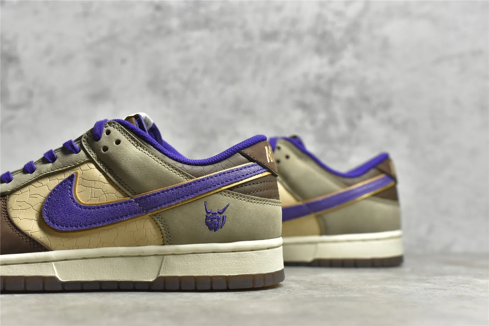Nike Dunk Low Brown Demon Style – Replica Nikes & Fake Nike Shoes SoftTouch 1620