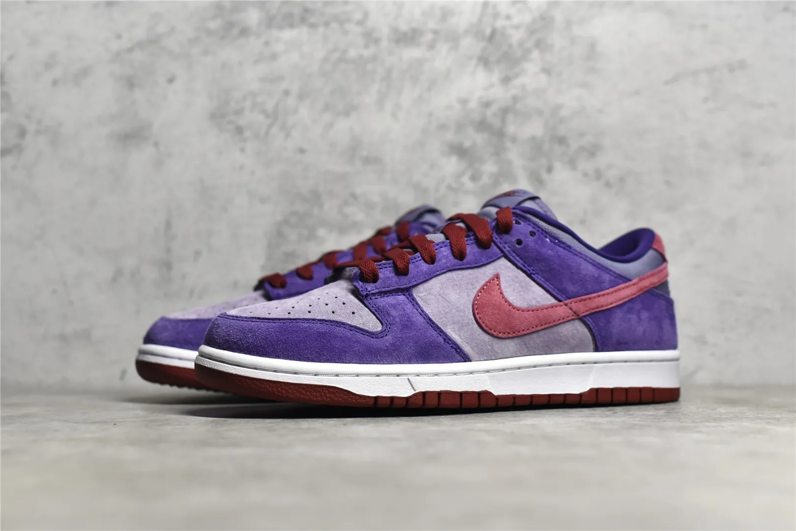 Modern Nike Dunk Low Plum Purple Replica Nikes Sneakers 1606