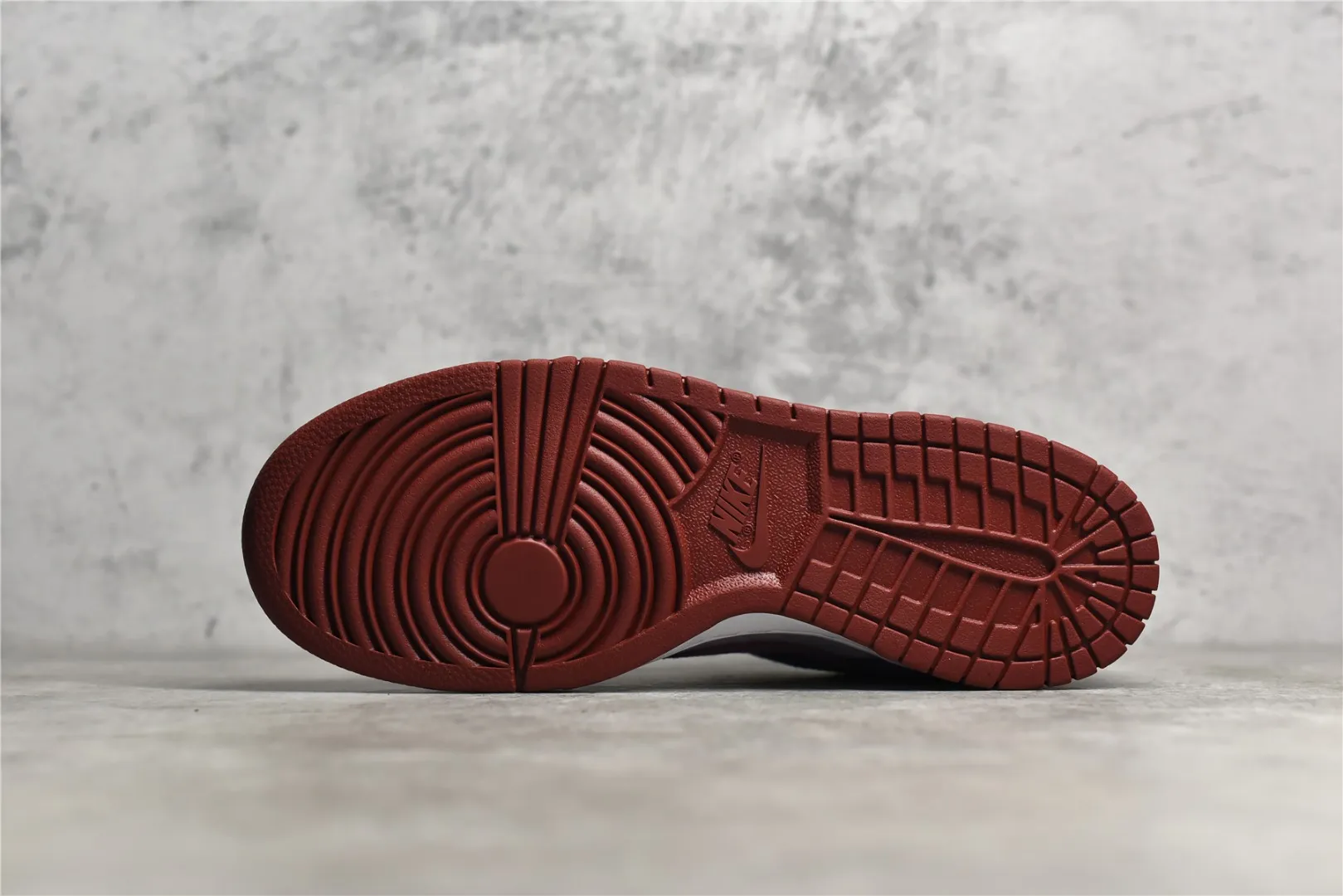 Modern Nike Dunk Low Plum Purple Replica Nikes Sneakers 1606