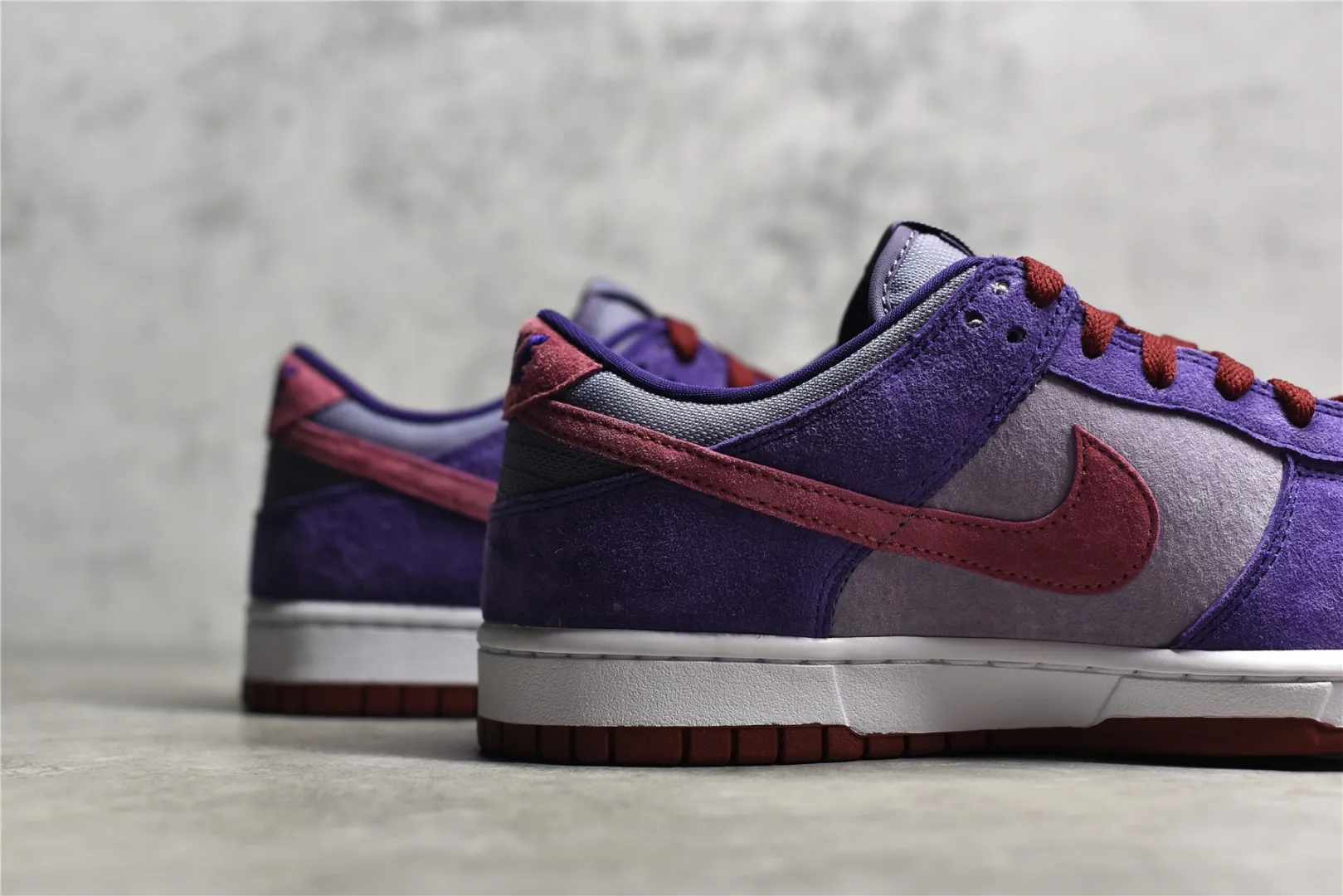 Modern Nike Dunk Low Plum Purple Replica Nikes Sneakers 1606