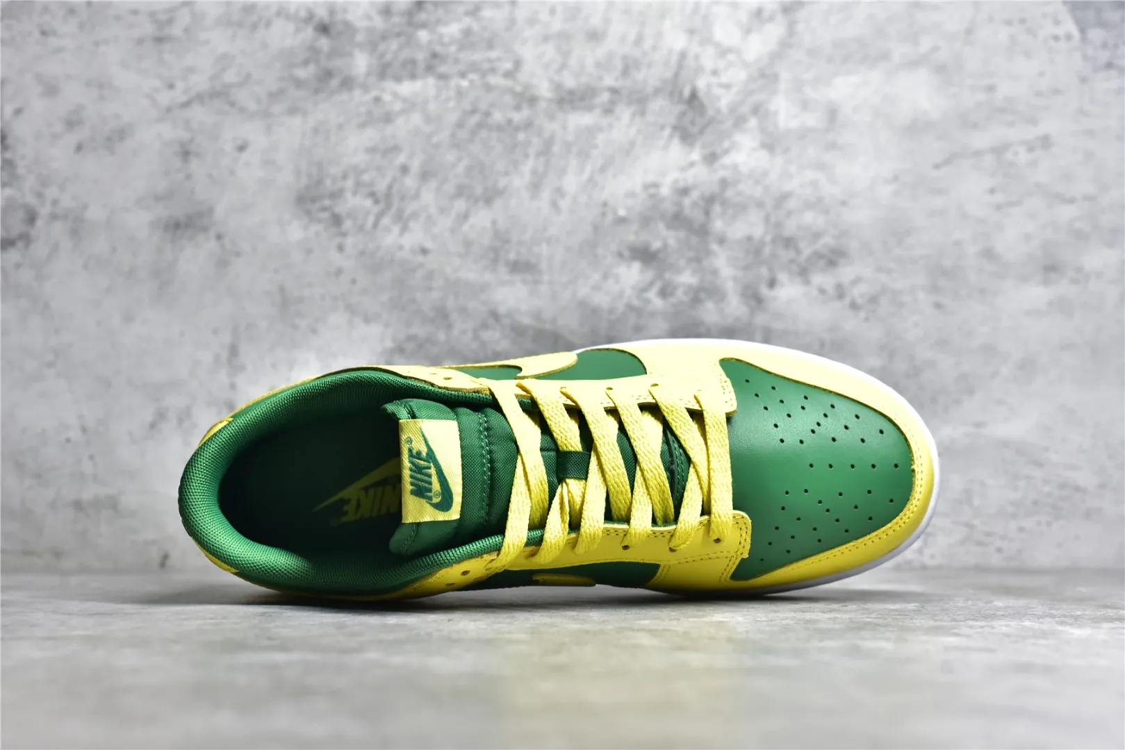 Nike Dunk Low Retro BTTYS Yellow Green – Replica Nikes & Fake Nike Shoes Modern 1623