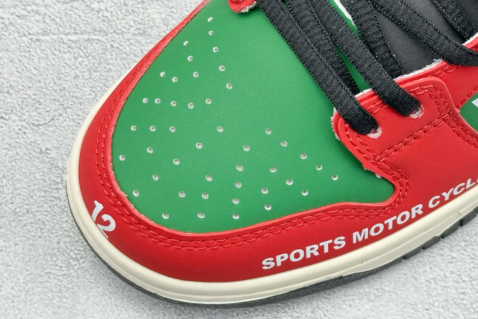 Lightweight Nike Dunk Low Retro Green Red Skate Shoes – Replica Nikes & Fake Nike Shoes 1581