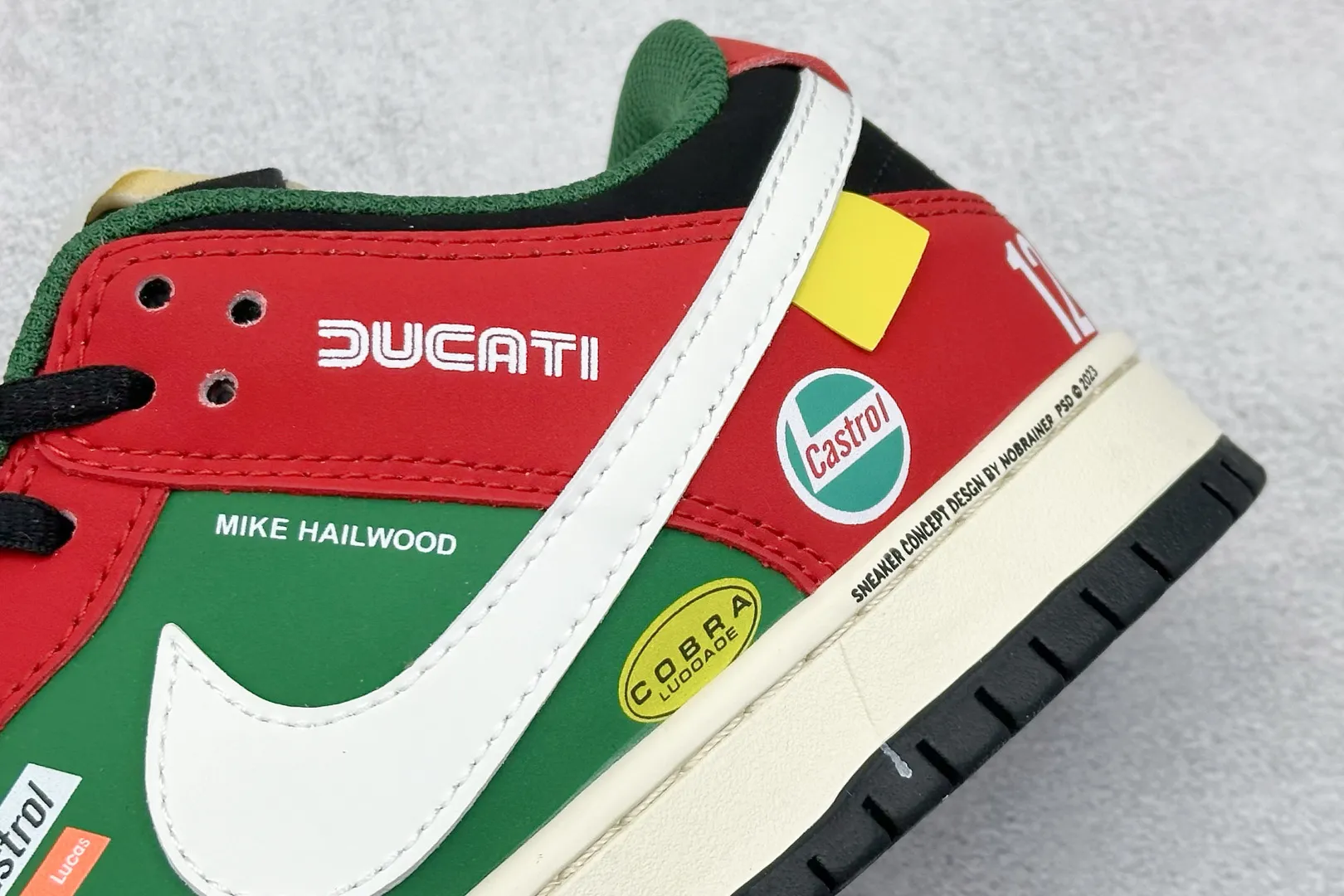 Lightweight Nike Dunk Low Retro Green Red Skate Shoes – Replica Nikes & Fake Nike Shoes 1581