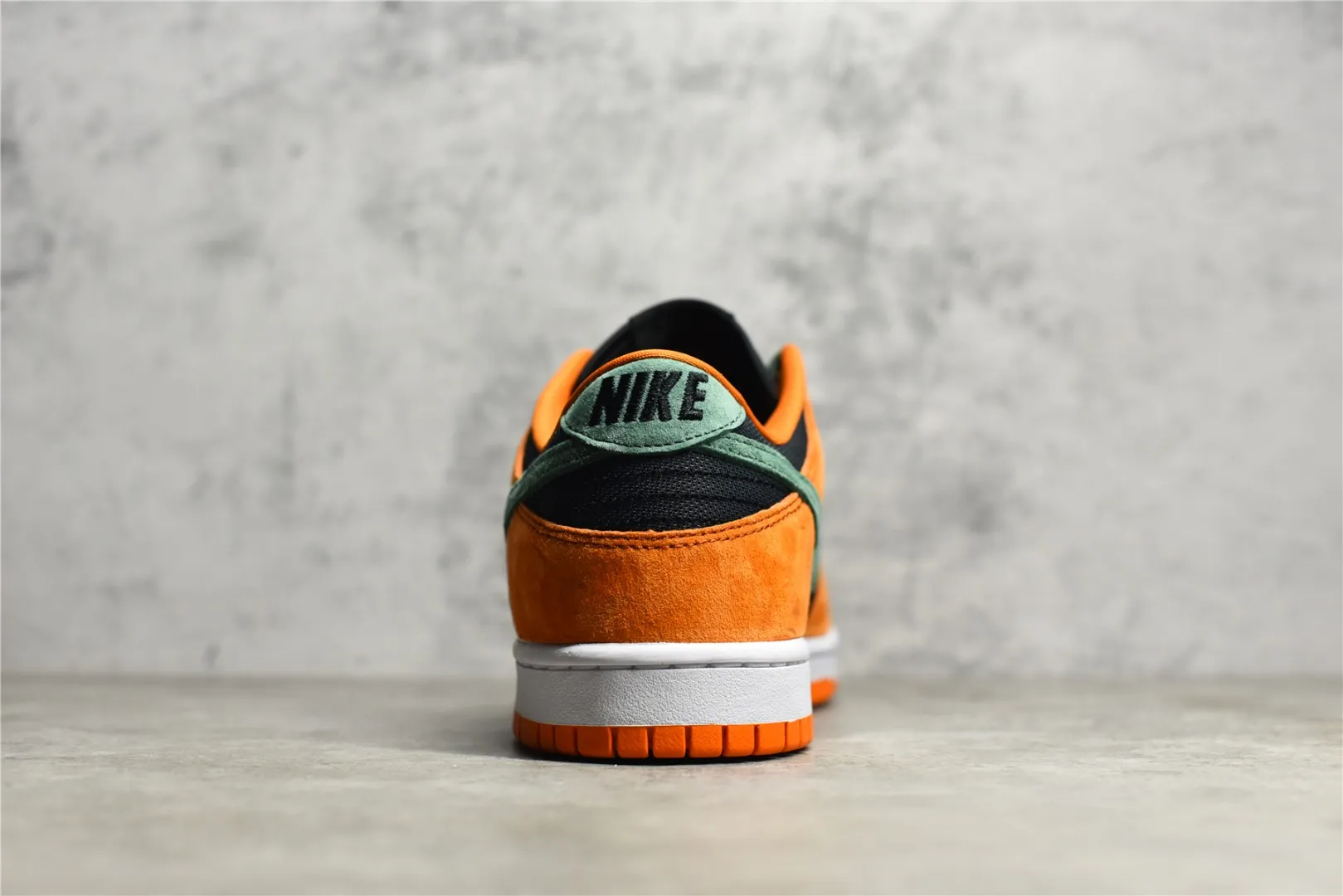 SportInspired Nike Dunk Low SP Ceramic Black Orange –  Replica Nikes & Rep Shoes Collection 1627