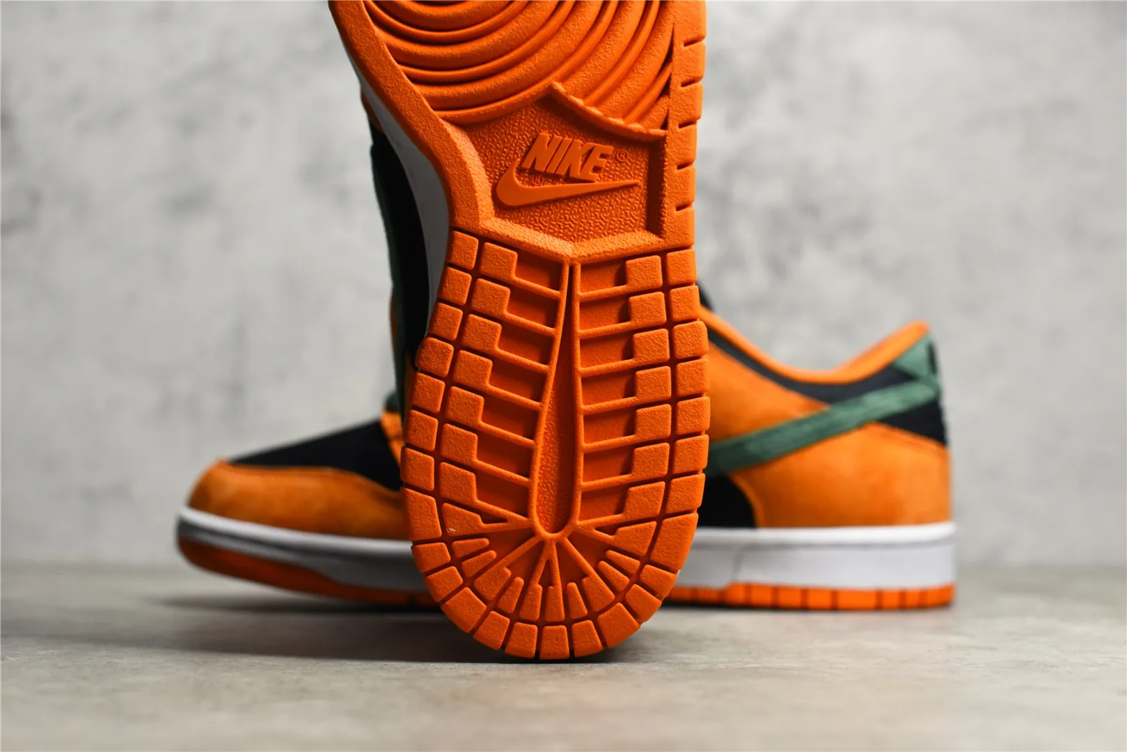 SportInspired Nike Dunk Low SP Ceramic Black Orange –  Replica Nikes & Rep Shoes Collection 1627