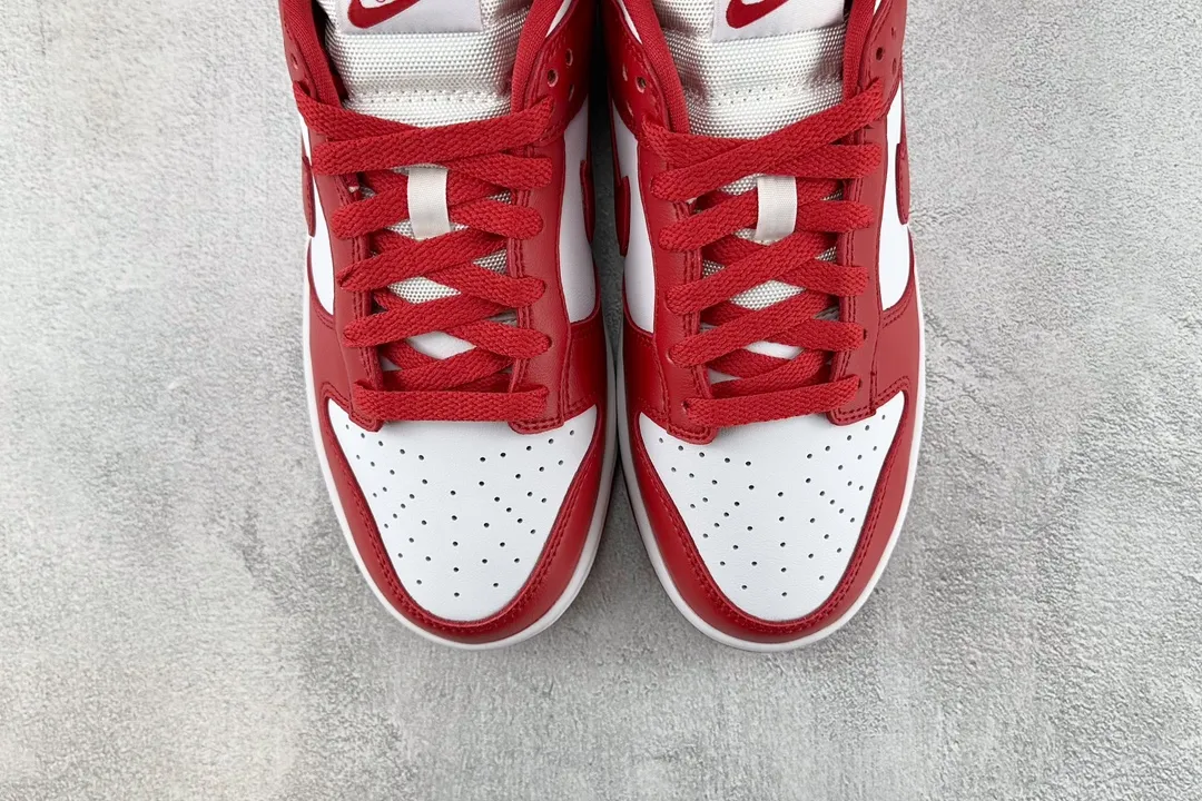 ZipUp Nike Dunk Low SP University Red White –  Rep Shoes & Replica Nikes 1659