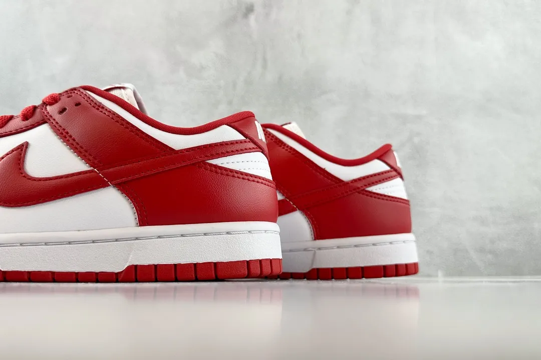 ZipUp Nike Dunk Low SP University Red White –  Rep Shoes & Replica Nikes 1659