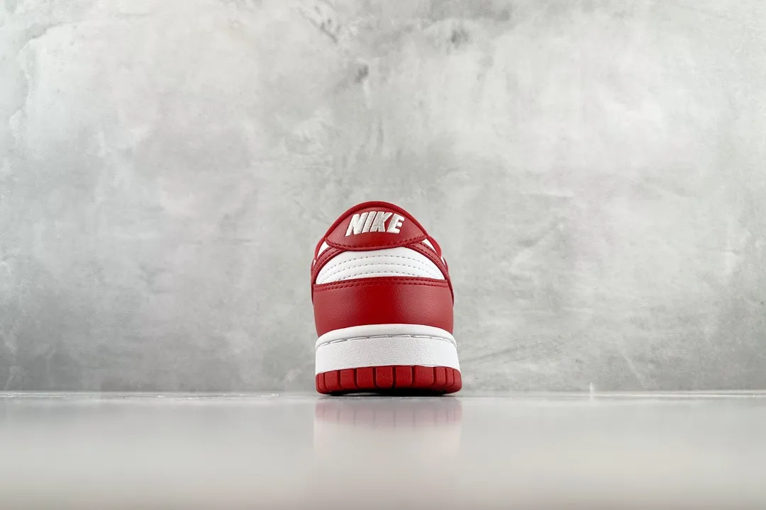 ZipUp Nike Dunk Low SP University Red White –  Rep Shoes & Replica Nikes 1659