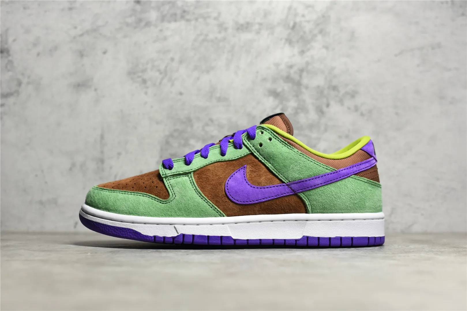 Breathable Nike Dunk Low SP Veneer Brown Green Rep Shoes – Replica Nikes 1626