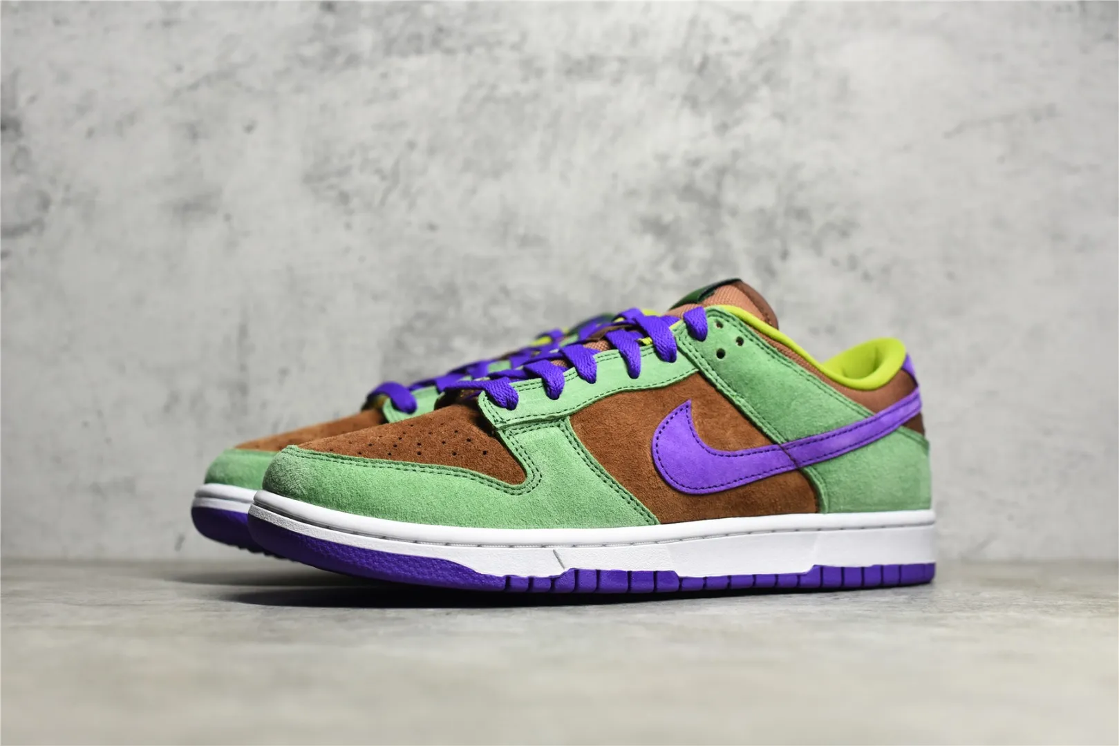Breathable Nike Dunk Low SP Veneer Brown Green Rep Shoes – Replica Nikes 1626