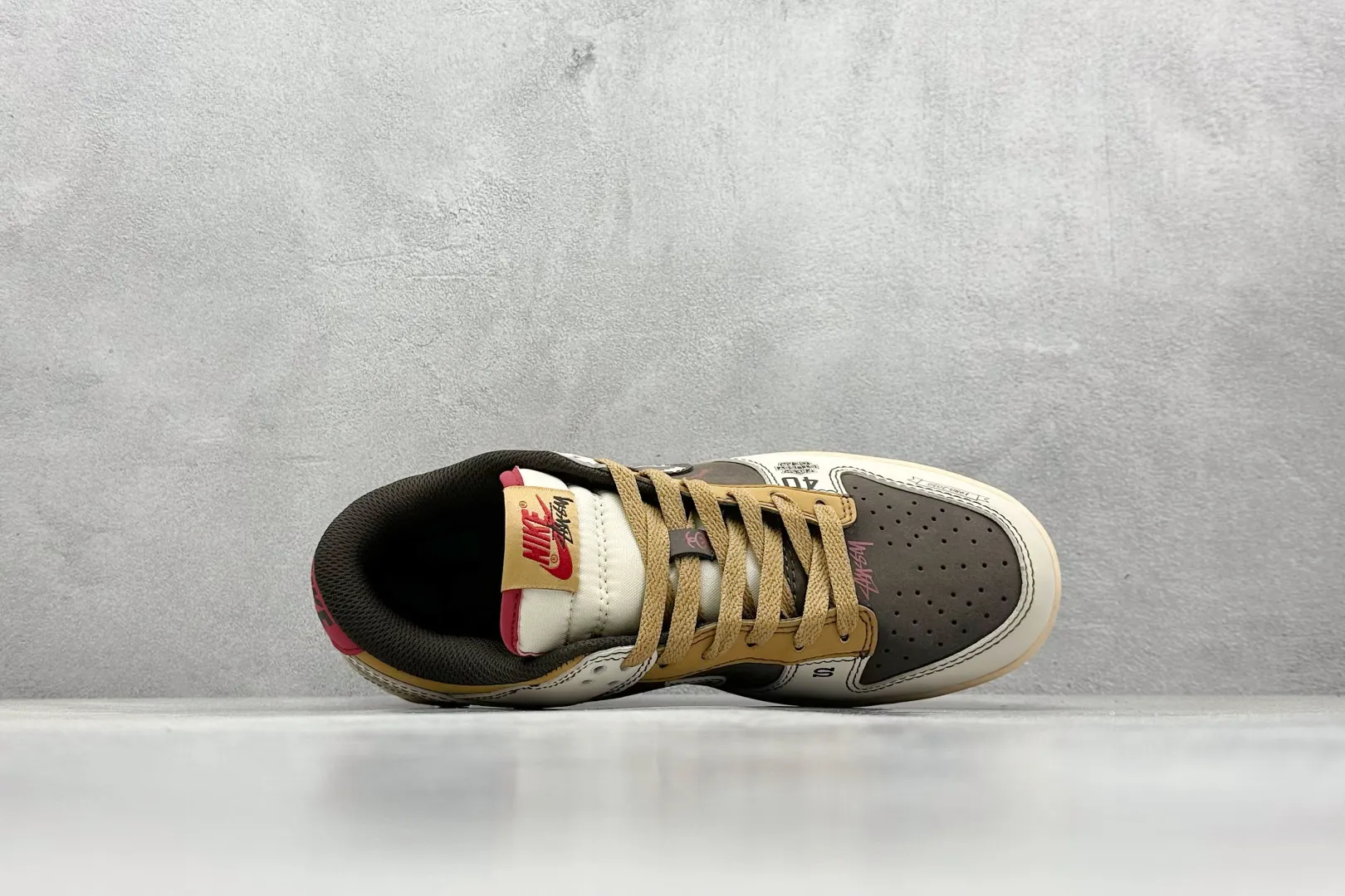 Classic Nike Dunk Low Vintage Beige Skate Shoes – Replica Nikes & Fake Nike Shoes 1559
