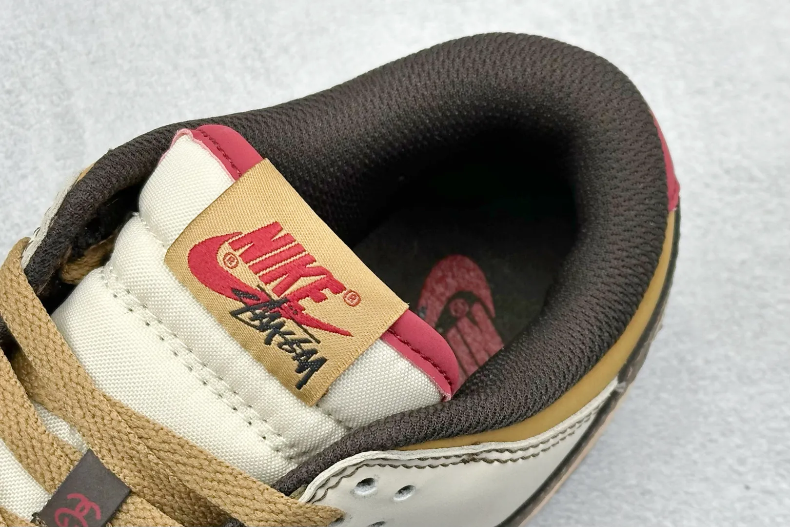 Classic Nike Dunk Low Vintage Beige Skate Shoes – Replica Nikes & Fake Nike Shoes 1559