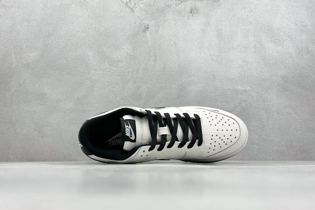 Nike SB Dunk Low 暴力熊联名 Black White Rep Shoes Replica Nikes Seasonal 1591