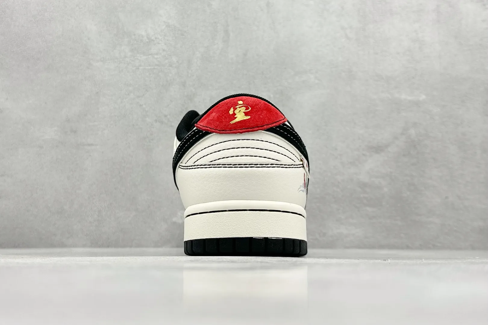 WellDesigned Nike SB Dunk Low Black Goku Light Grey Black – Replica Nikes & Rep Shoes Collection 1612