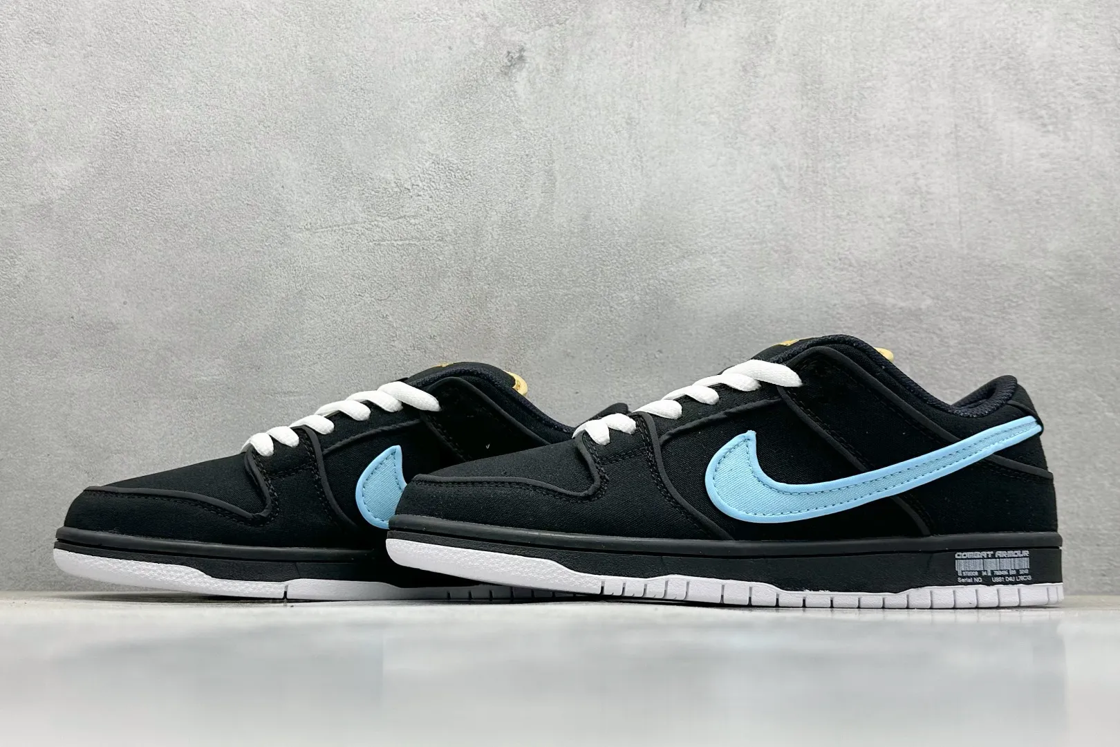 Nike SB Dunk Low Black Red Blue Canvas – Replica Nikes & Rep Shoes WrinkleFree 1569
